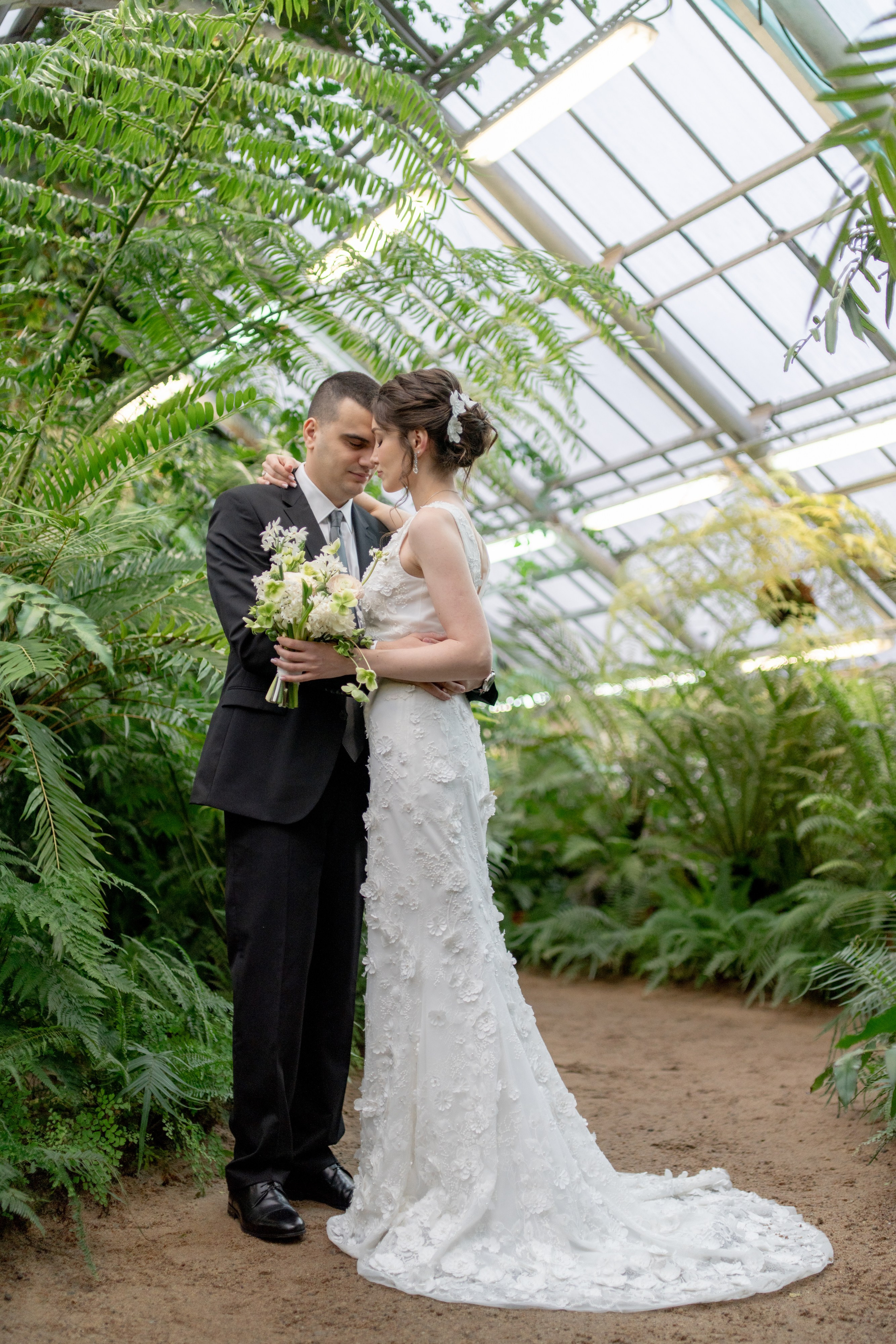 Места для фотосессии зимой в плохую погоду в Санкт-Петербурге. Свадебный фотограф Александр Невский в Санкт-Петербурге