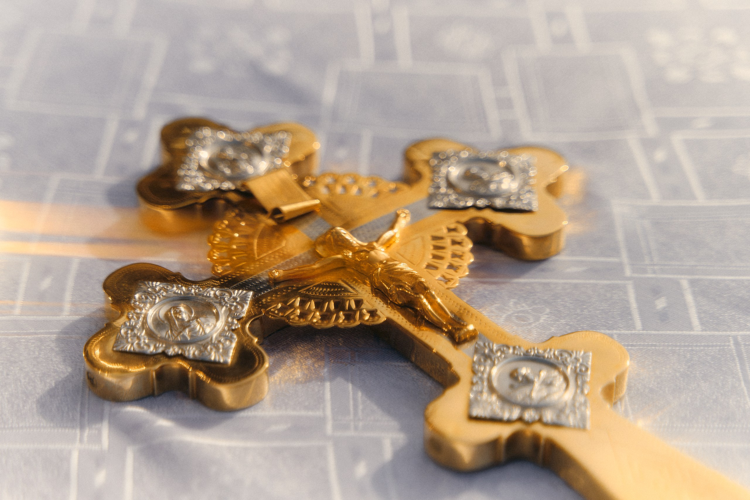 Освящены четыре накупольных креста для Георгиевской церкви в Торжке