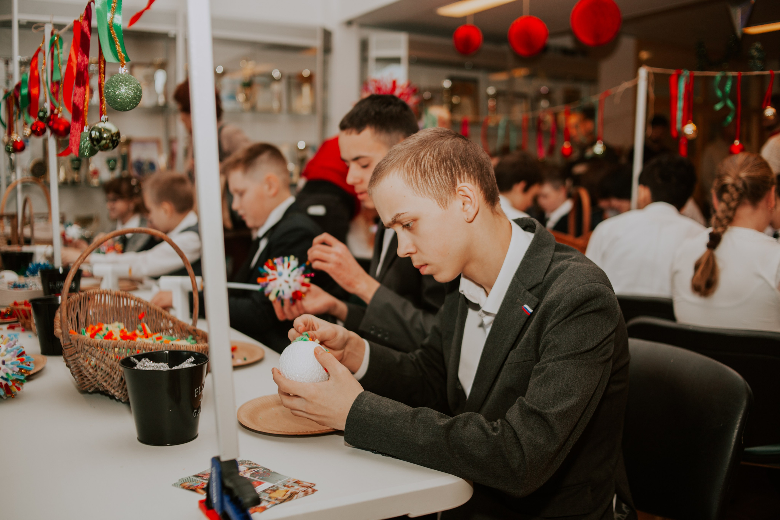 Мастер-класс от Мастерской Наташи Ой на фестивале для детей с ОВЗ «Шире круг». Семейный фотограф во Всеволожске и Санкт-Петербурге Юлия Капустина