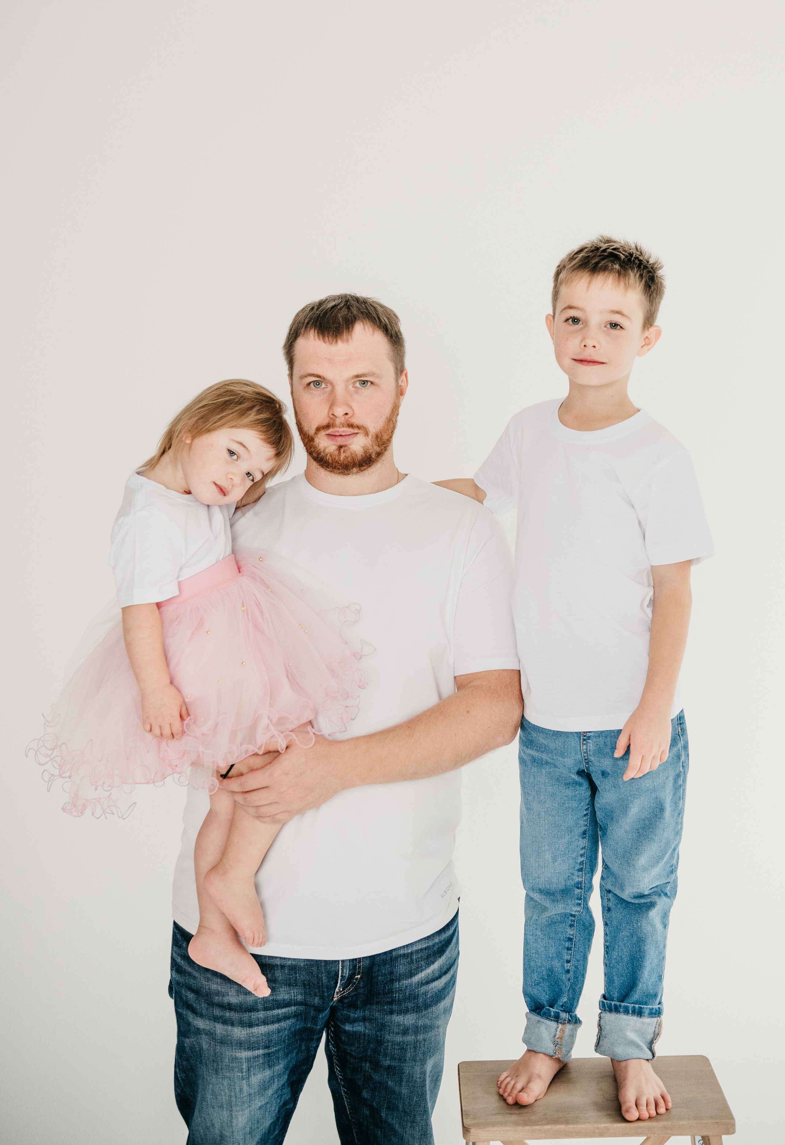 Есения с семьей. Фотограф на выписку из роддома в Москве и МО