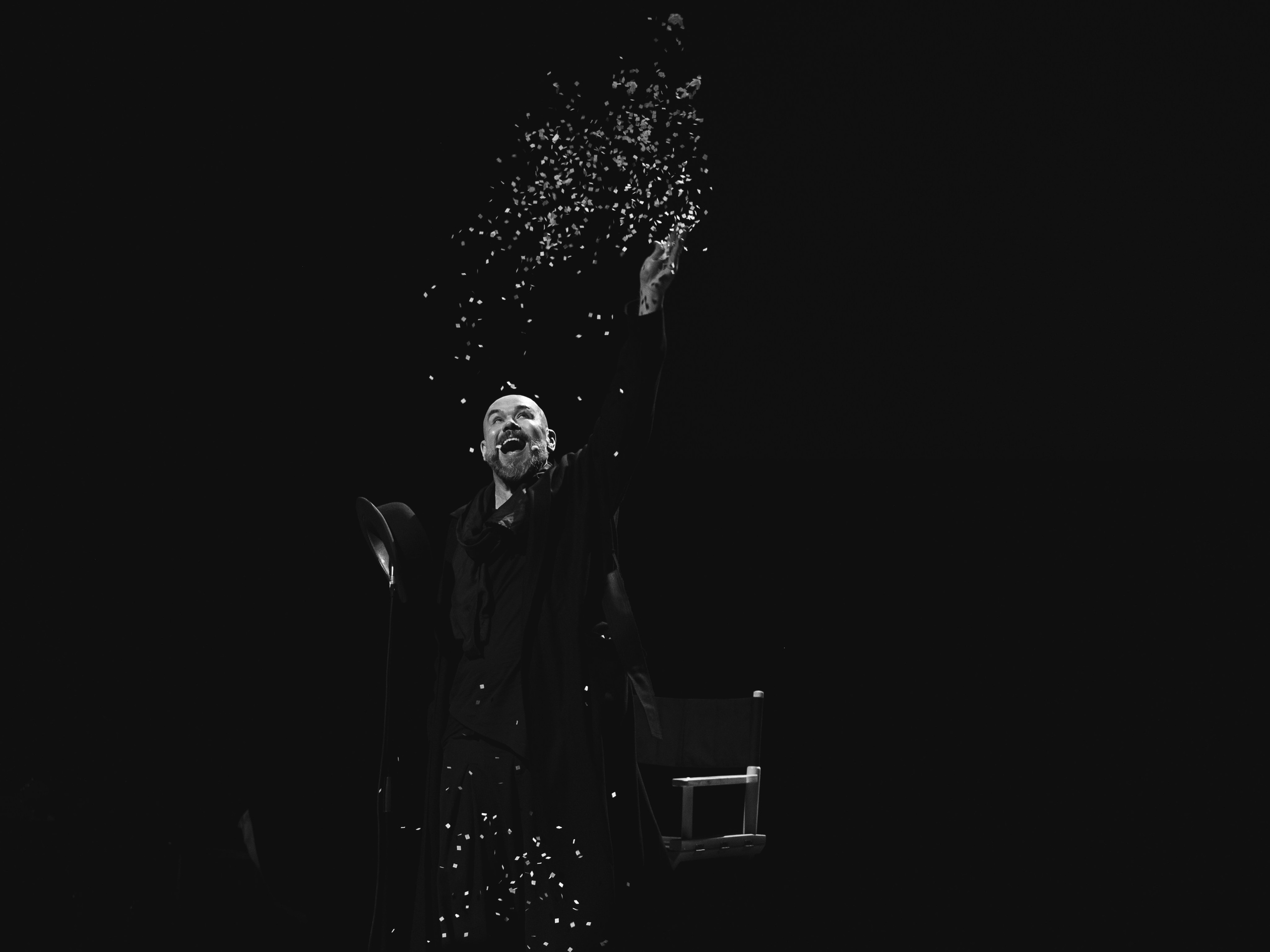 Фотограф в Москве, спектакль Научи меня жить, Максим Аверин