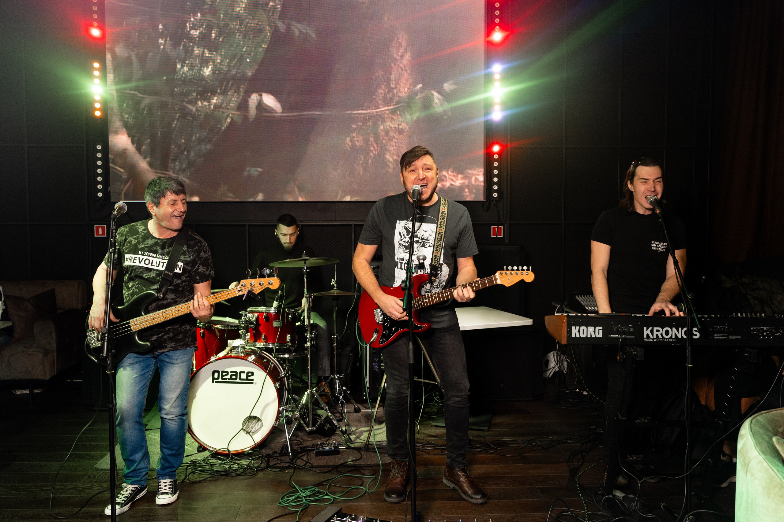 Мята Platinum Атлантис. Фотограф Никита Комаров