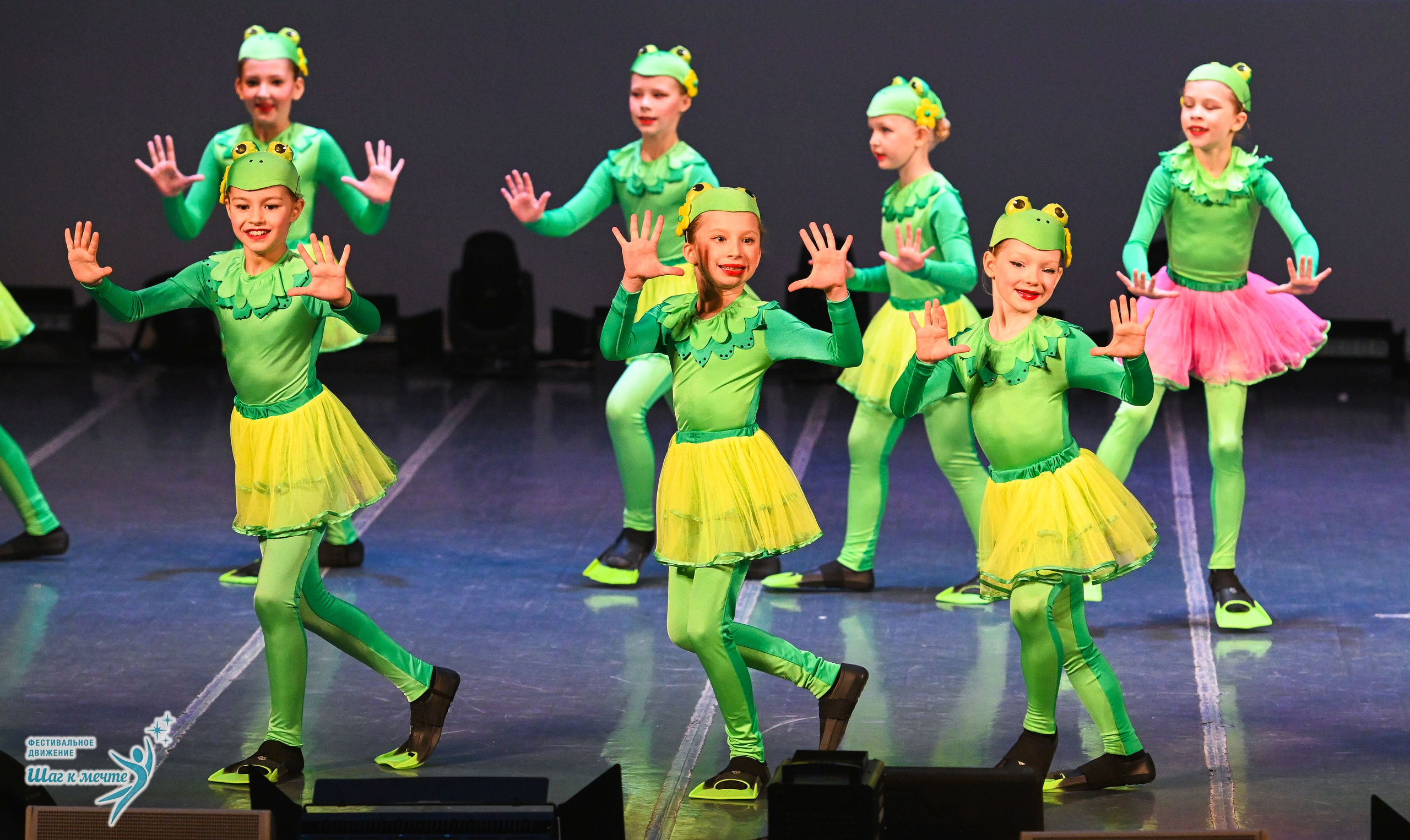 12.12.2025 Фестивальное движение «Шаг к мечте» г. Йошкар-Ола. Медиастудия Фото Концепт