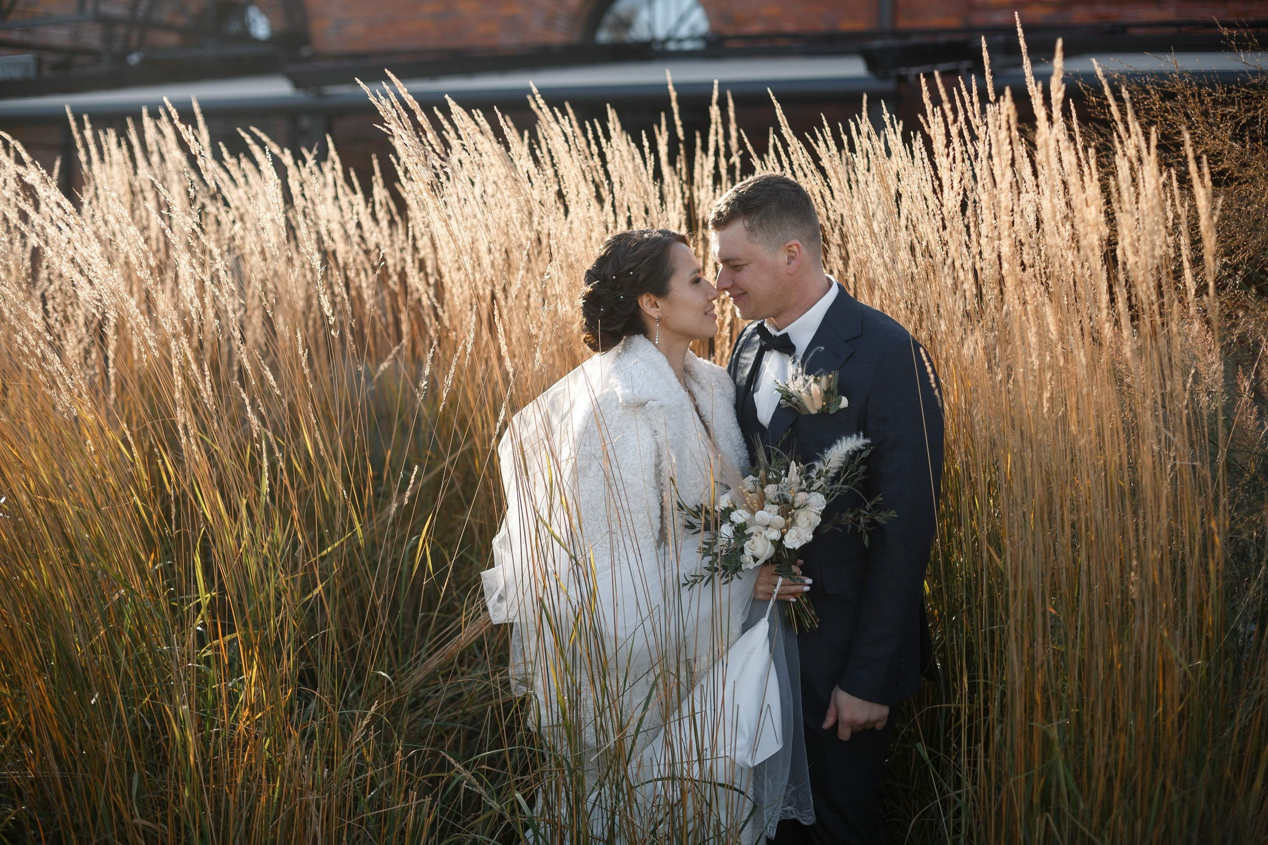 Анонс: Мария и Василий. Свадебный фотограф Игорь Брундасов 8PHOTO на свадьбу венчание загс СПб