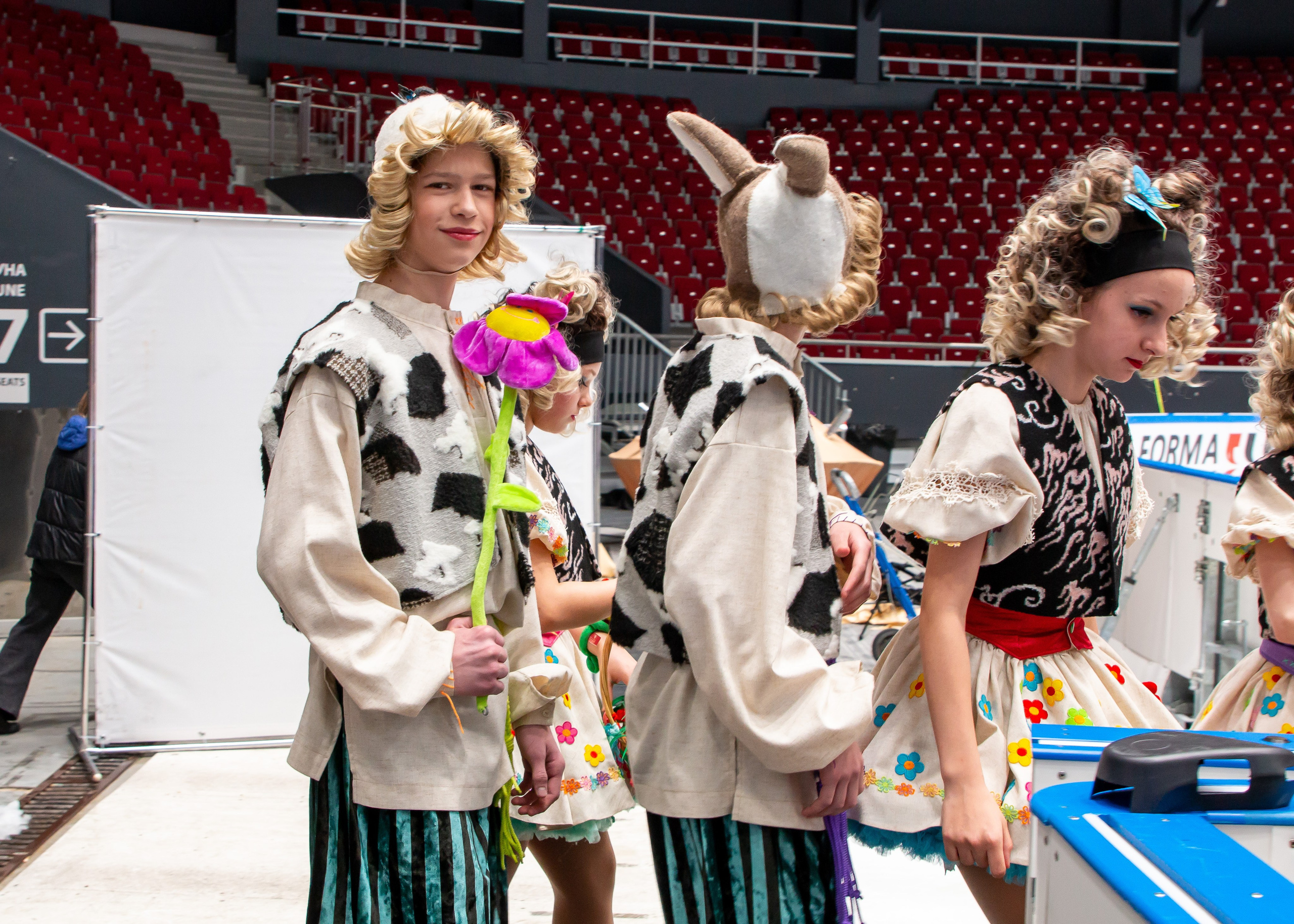 VII Ежегодный фестиваль массовых танцев на льду и фигурного катания «Петровский лёд» Санкт-Петербург 2024. Репортажный фотограф в Москве