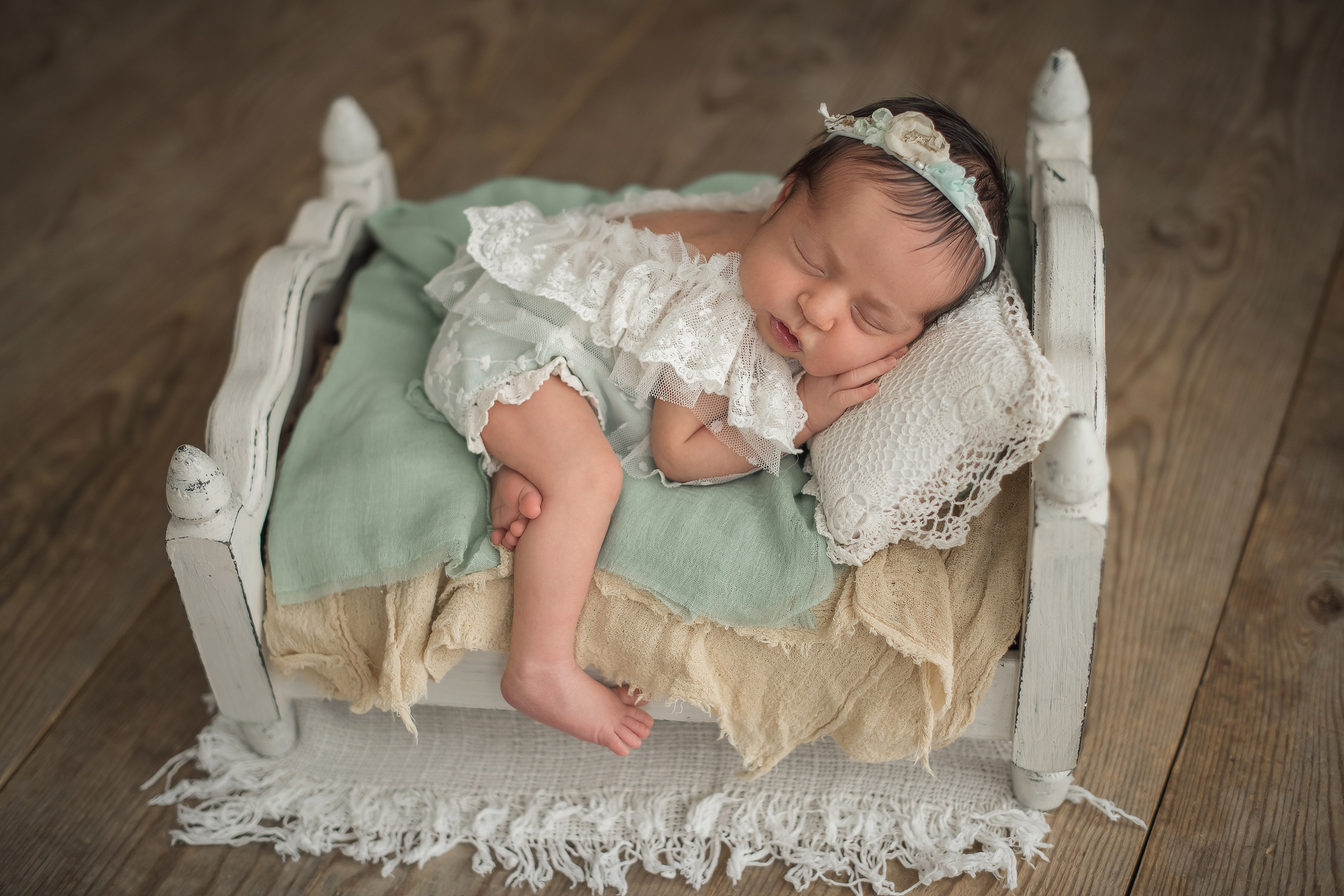 Новорожденные малыши владивосток. Детский и семейный фотограф Елена Новоселова в г. Владивосток