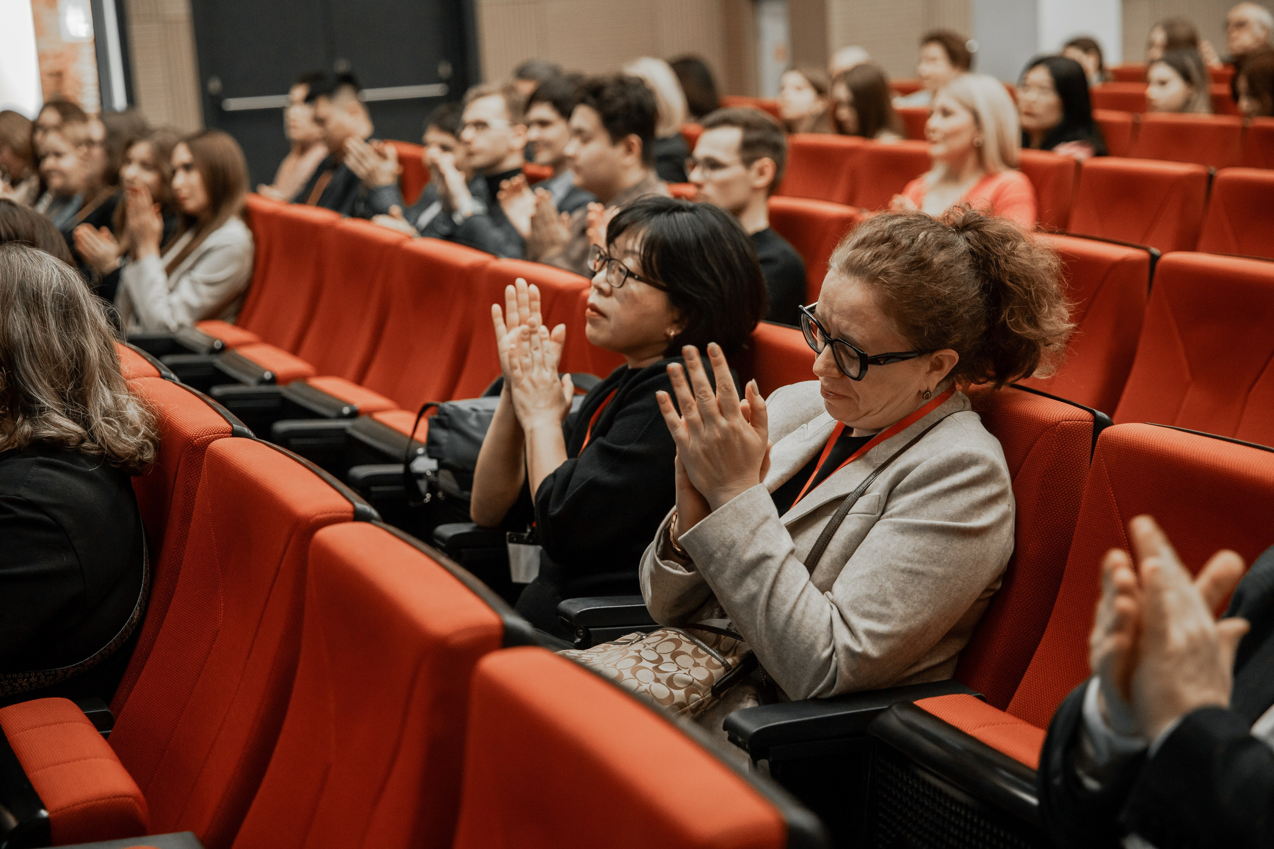 Международный Форум | Языки и Культуры Восточной Азии в Образовательном Пространстве. Фотограф брендов и бизнеса в Москве Алексей Сентюрин