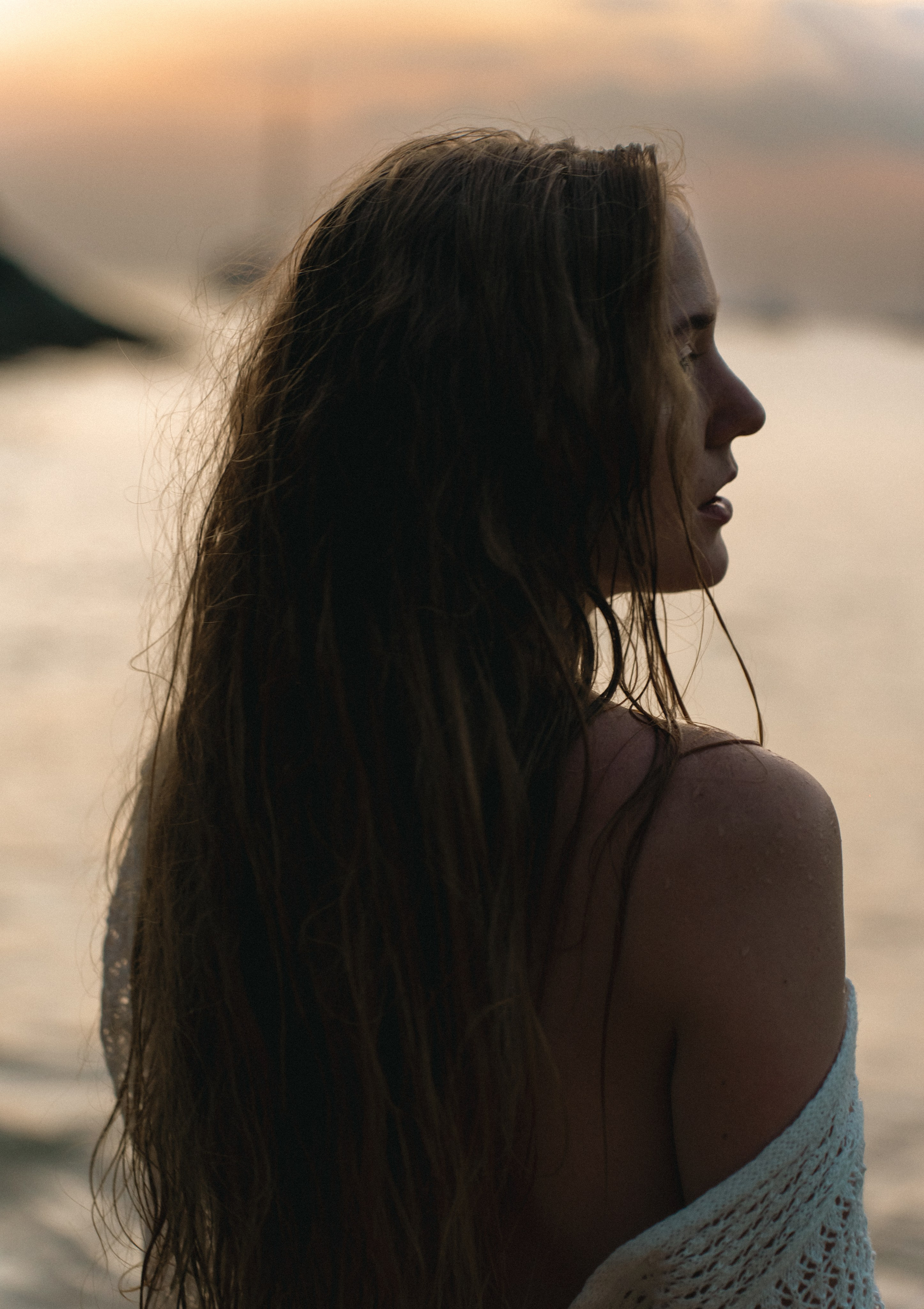 Фотосессия свидание на закате у моря. Фотограф из Екатеринбурга Алена Мусалимова