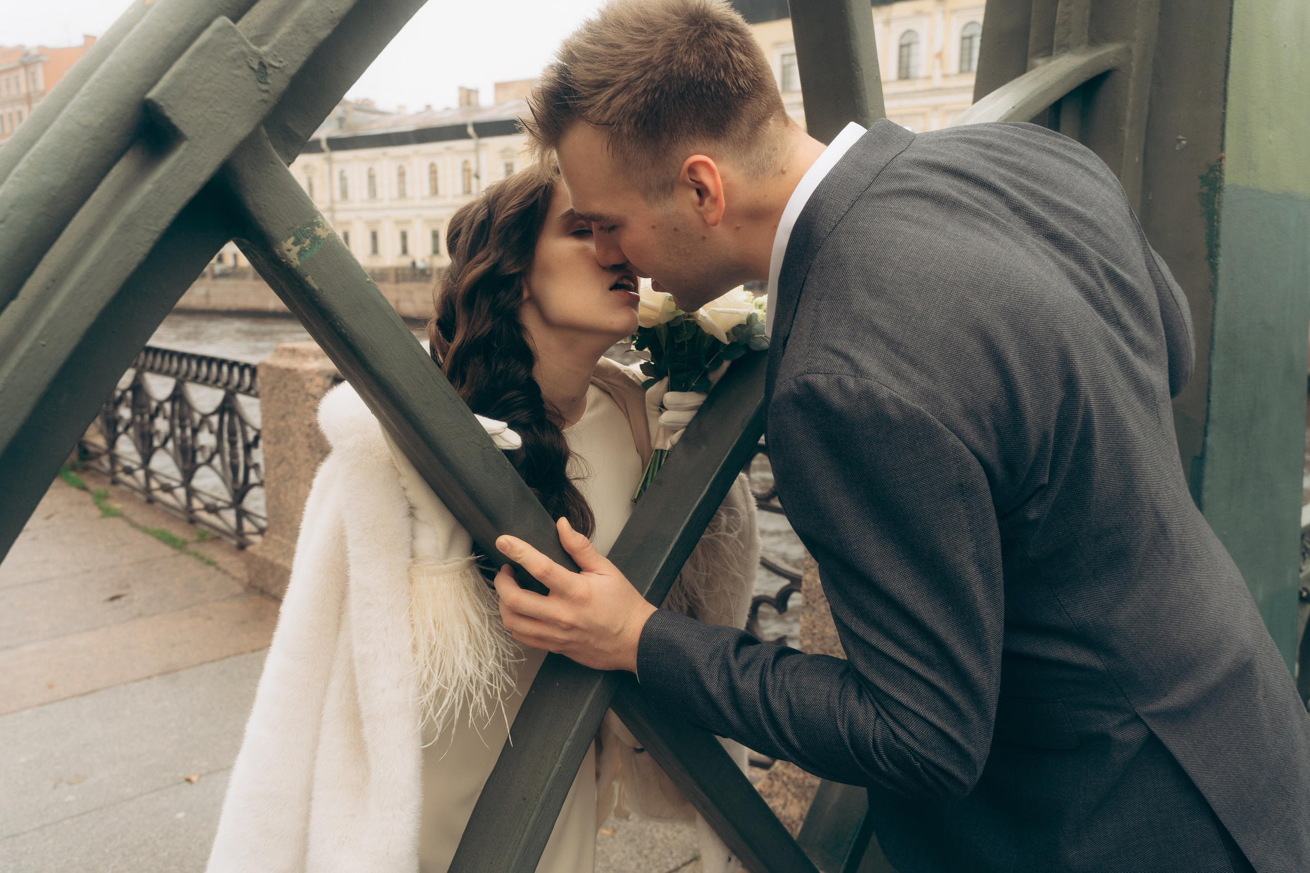 Кирилл. Вика. Осенний Петербург. Professional photoartist in St. Petersburg (wedding, reportage, portrait, model book, love story) Alexander Shvedov