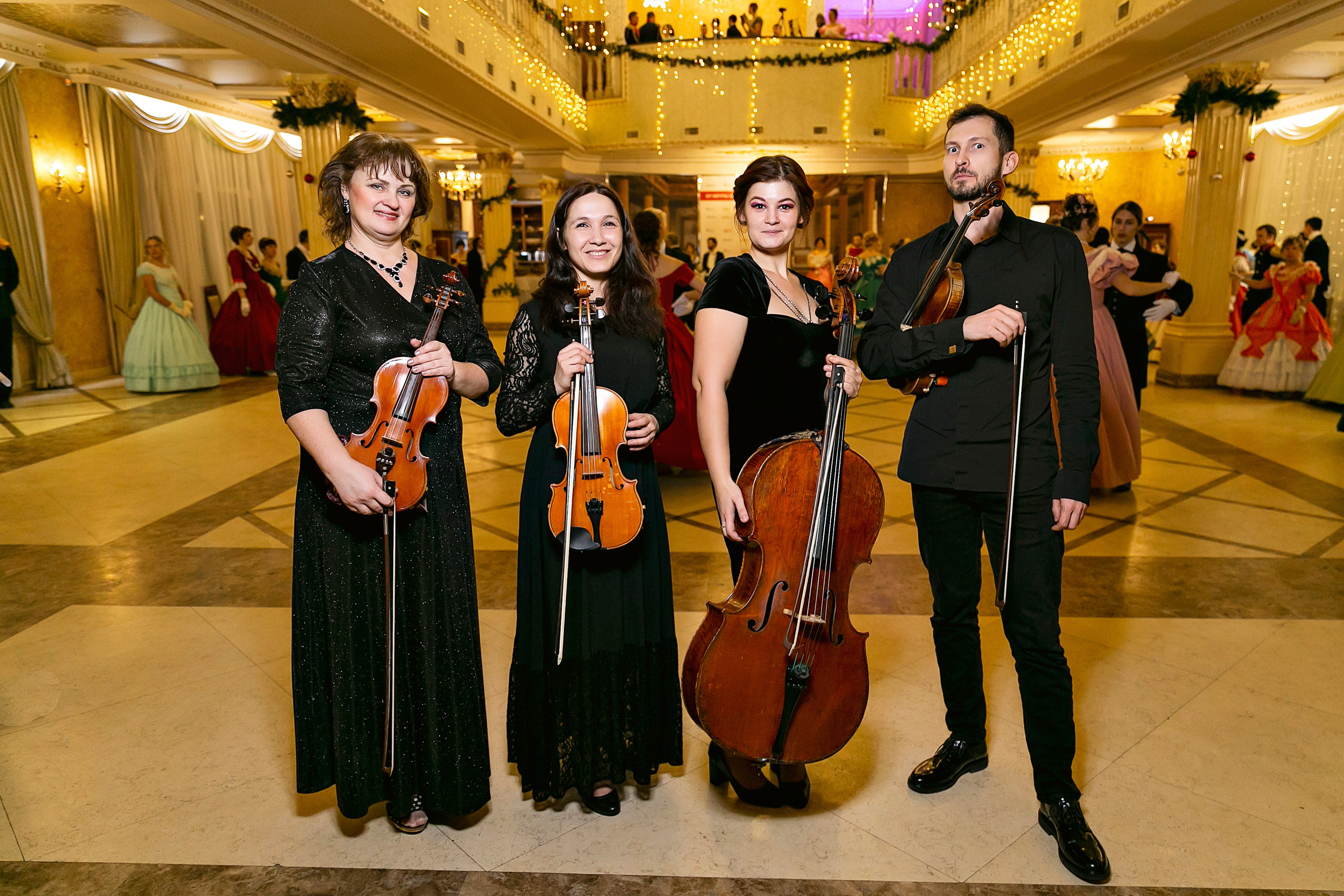 Рождественский бал школы исторического танца «Отражение». Фотограф в Новосибирске Сергей Белов