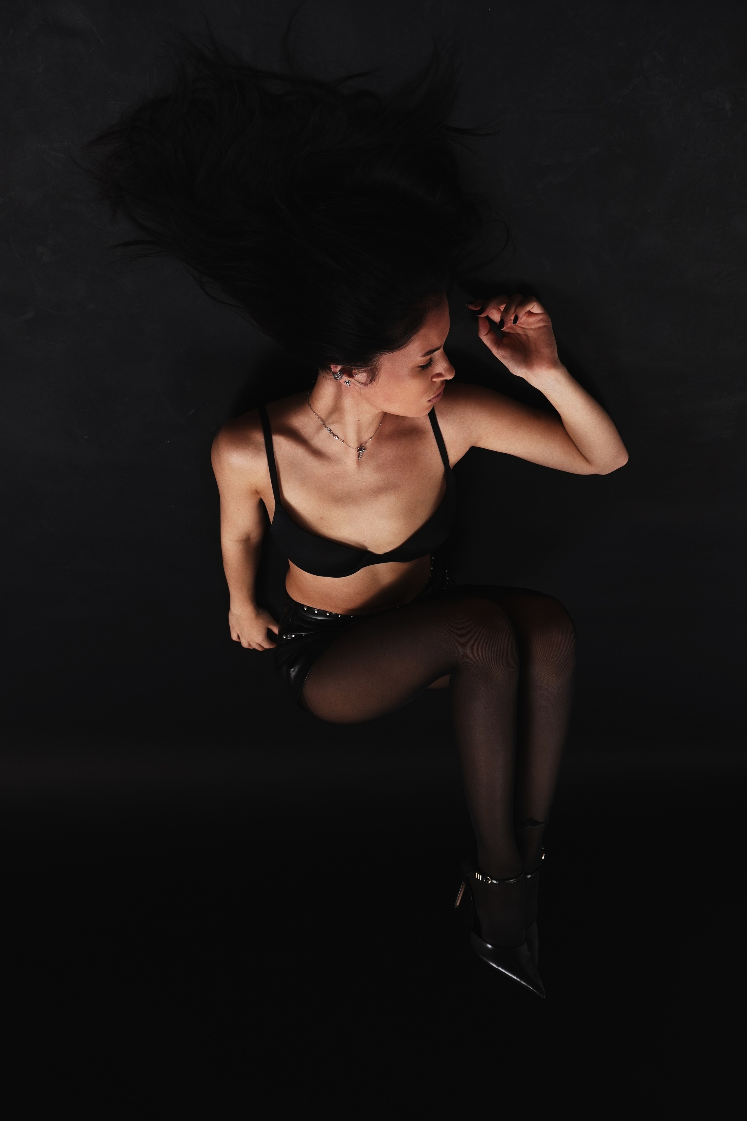 Her. Artem Khusainov