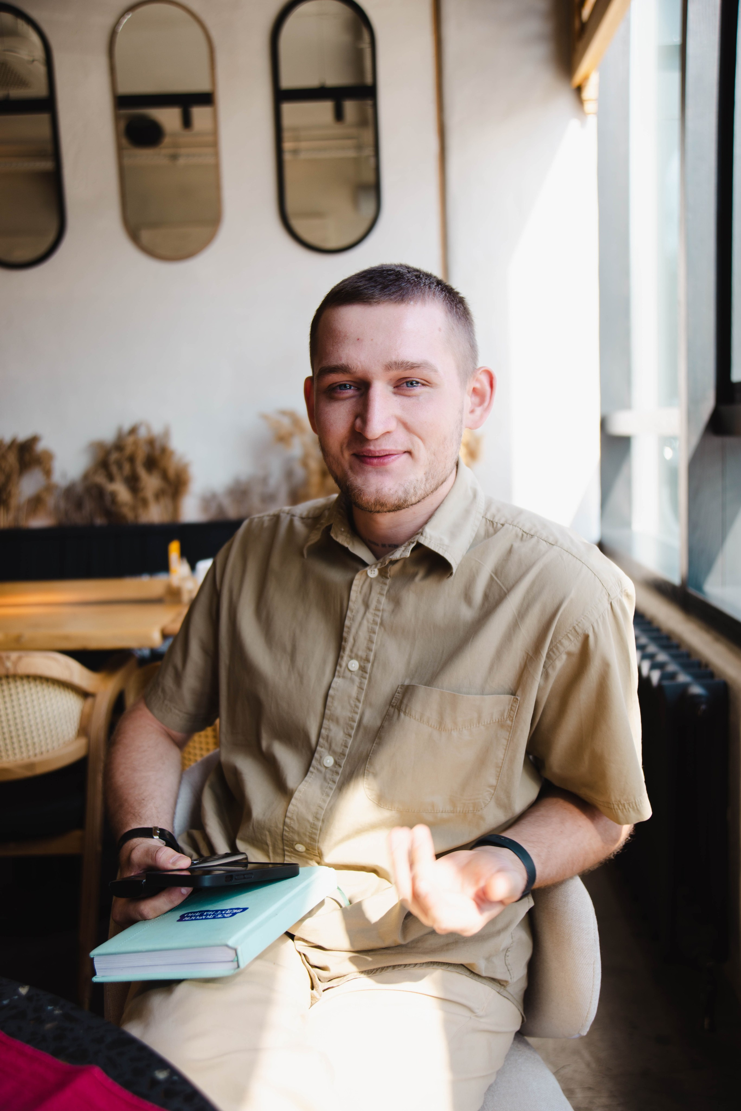 Контент и визуал для ресторана Ливингстон. Ксения Glossa. Портретный и репортажный фотограф в Самаре