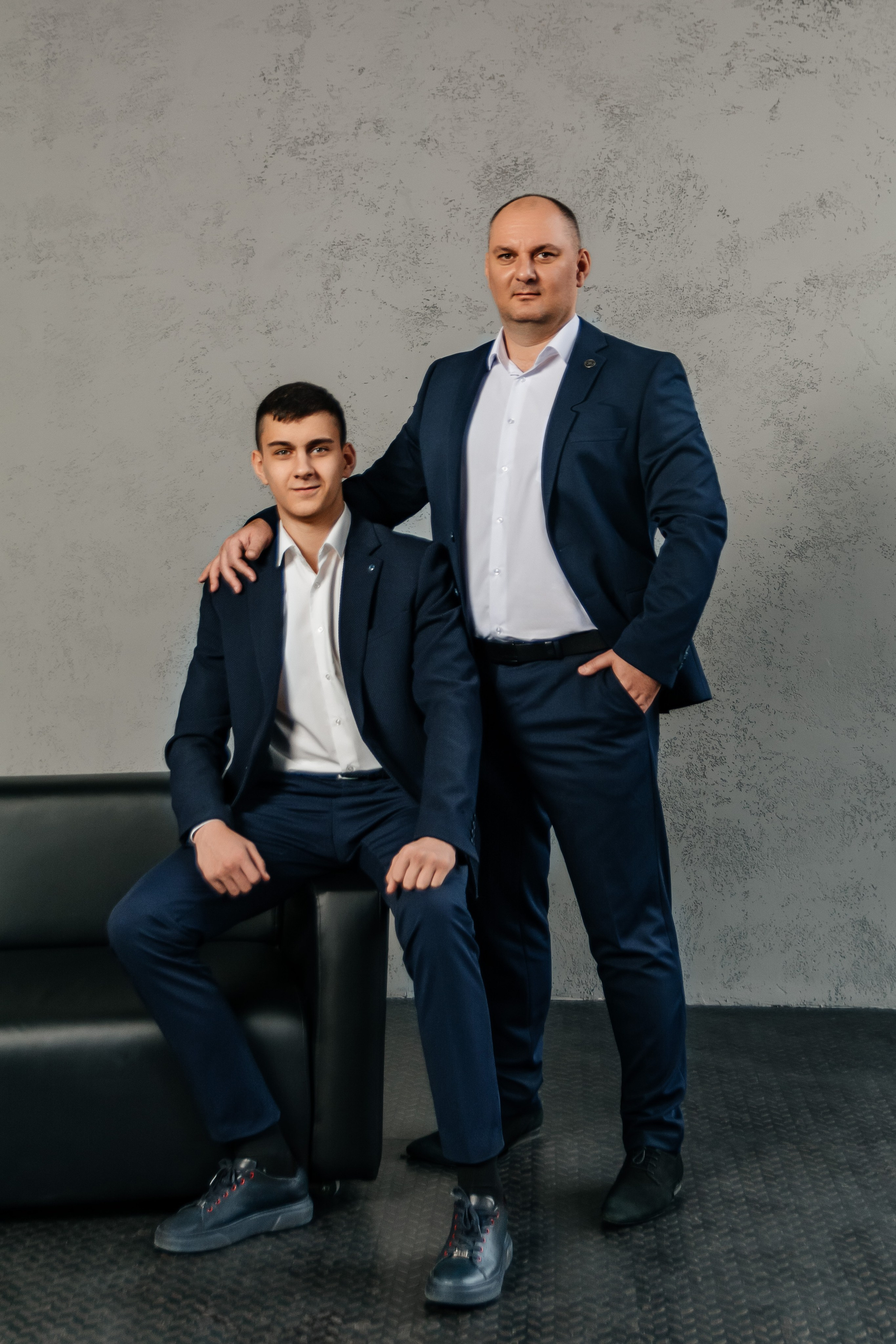 Фотосессия отец и взрослый сын. Семейный и детский фотограф Кущ Наташа