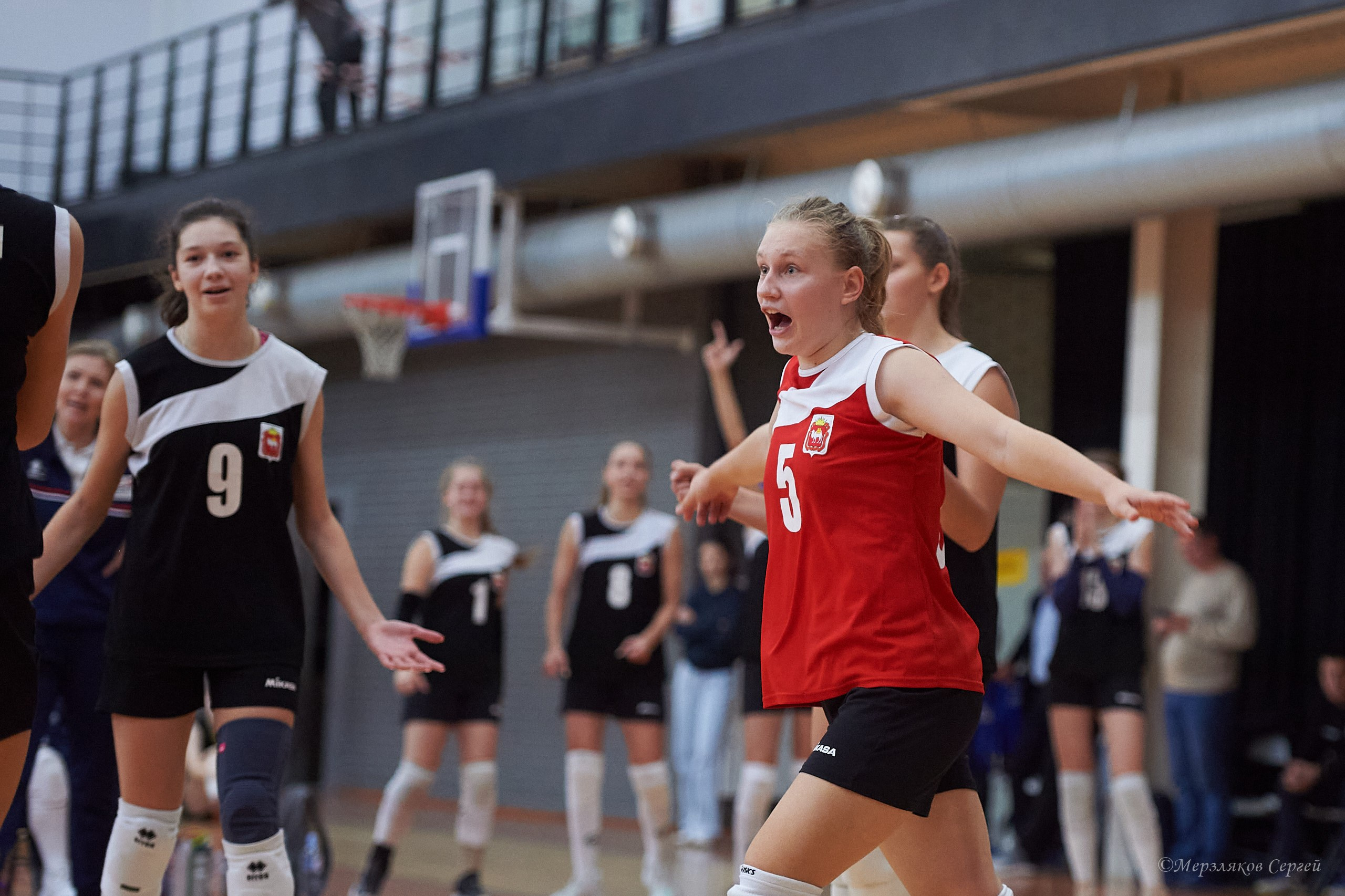 Локоволей — 2023 Ижевск ноябрь 2023. Спортивный репортажный фотограф в Ижевске Сергей Мерзляков