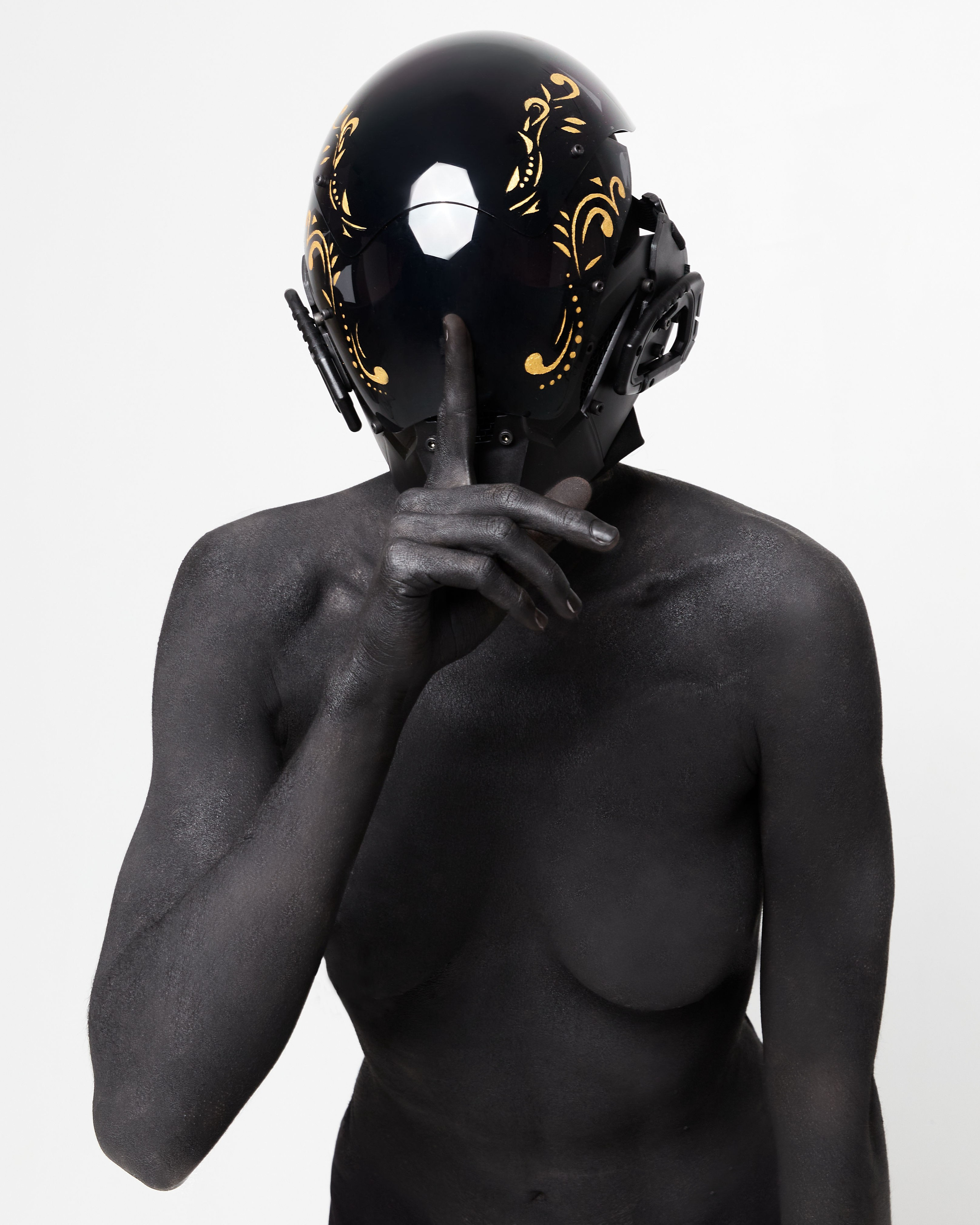 Somnolog. Святослав Лебедев | Рекламный фотограф — Коммерческая съемка, Арт-дирекшн, AI-интеграция