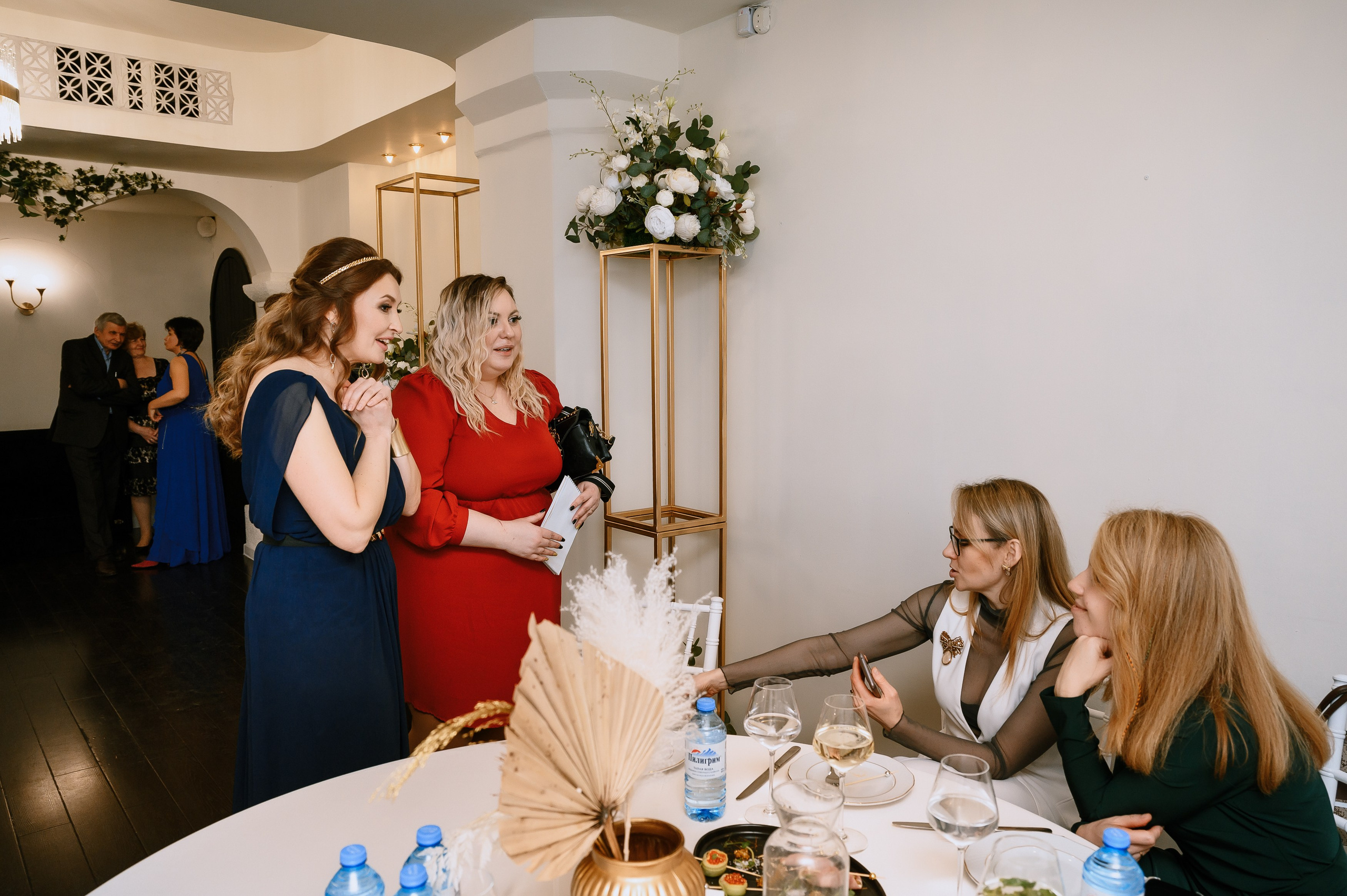 Поэтический вечер Ольги Любимовой. Свадебный и просто хороший фотограф в Челябинске