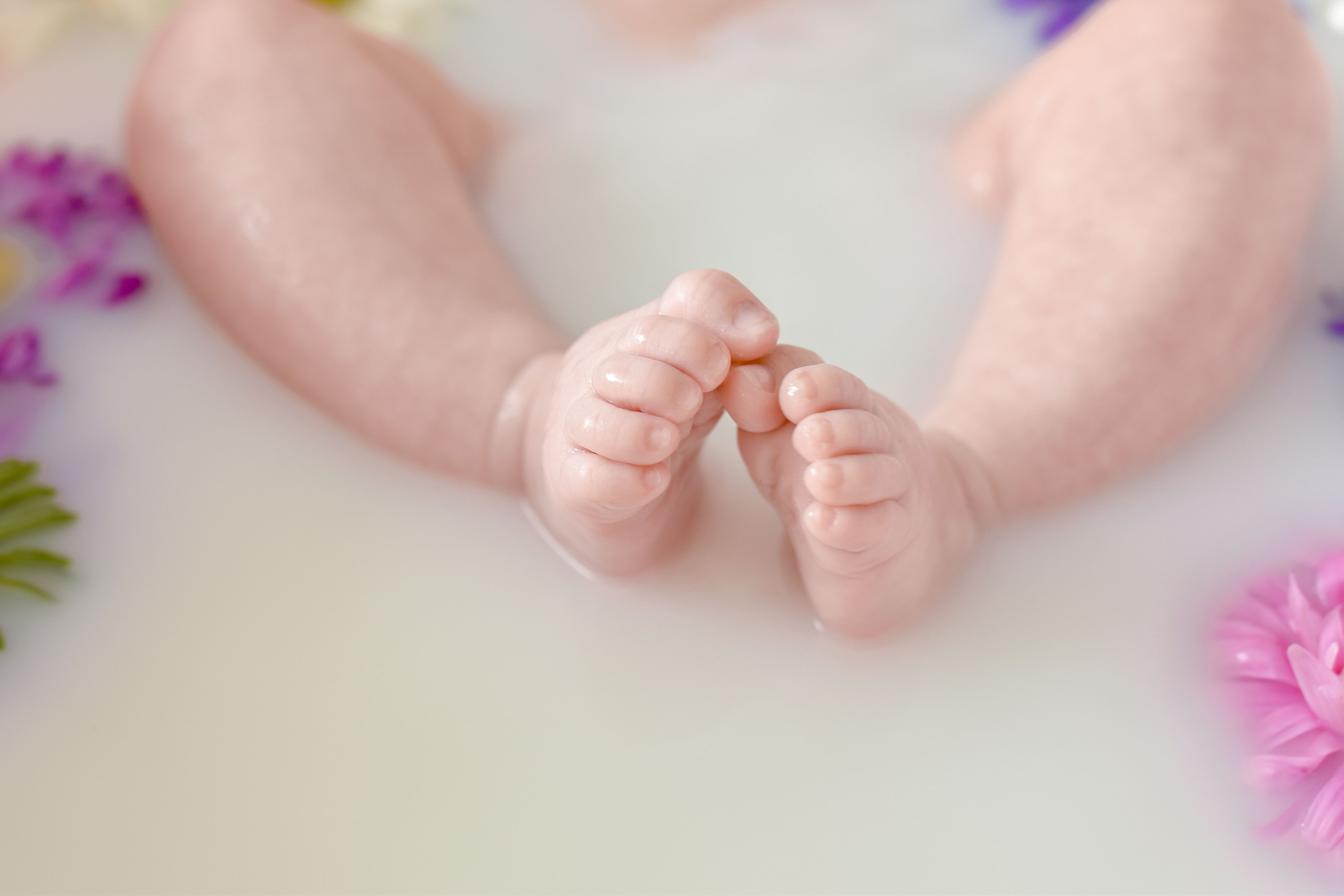 МОЛОЧНЫЕ ВАННЫ. Фотограф в Ялте Инна Найден. Детский и семейный фотограф