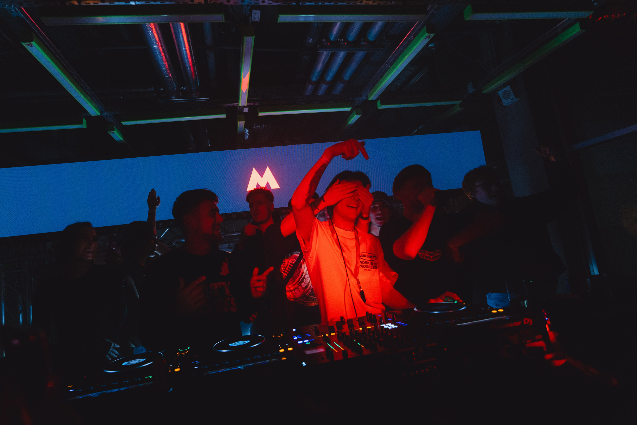 Ночная смена // Урам. Репортажный фотограф в Казани Виктория Трунова