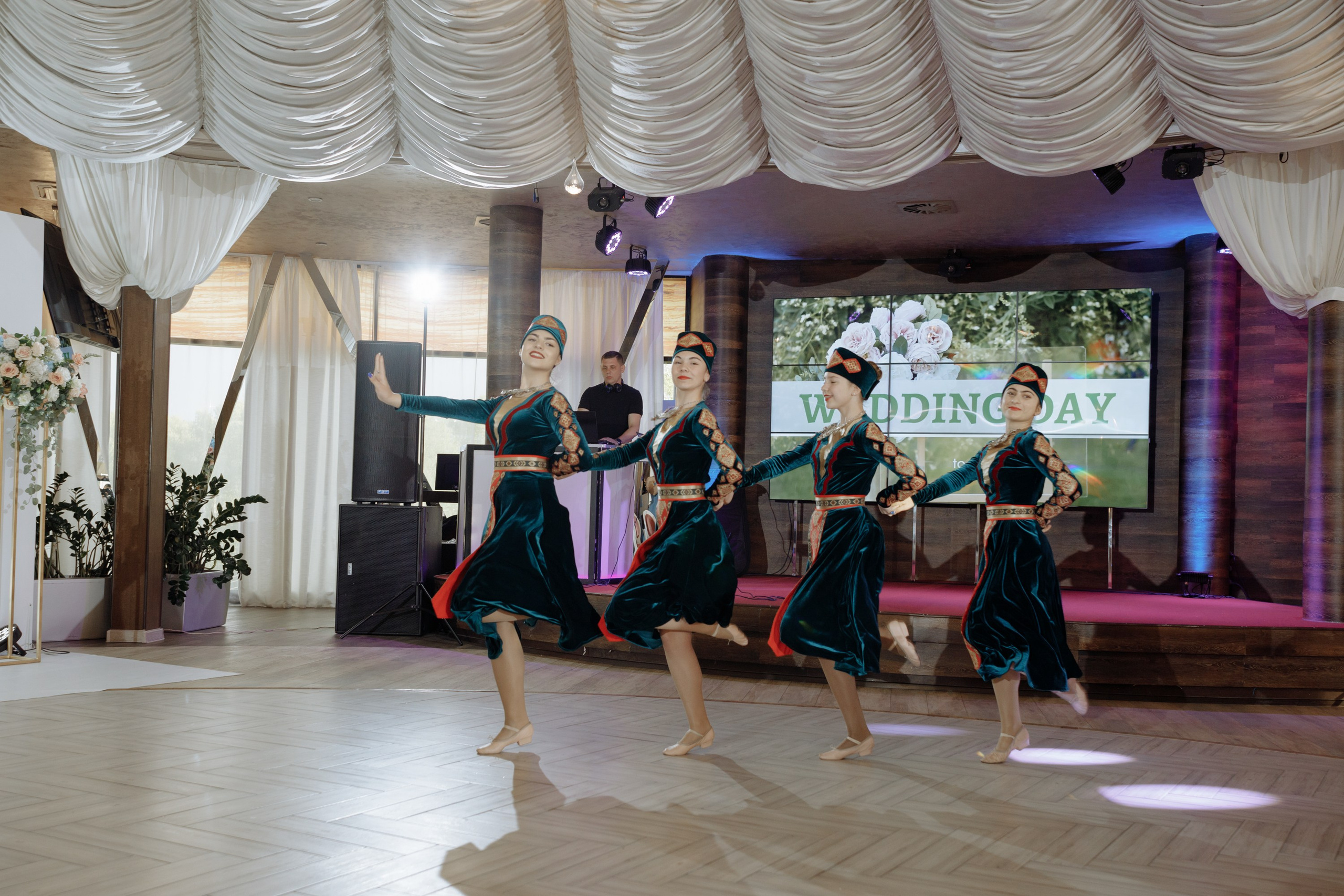 Степан и Элянора (полный день). Свадебный фотограф