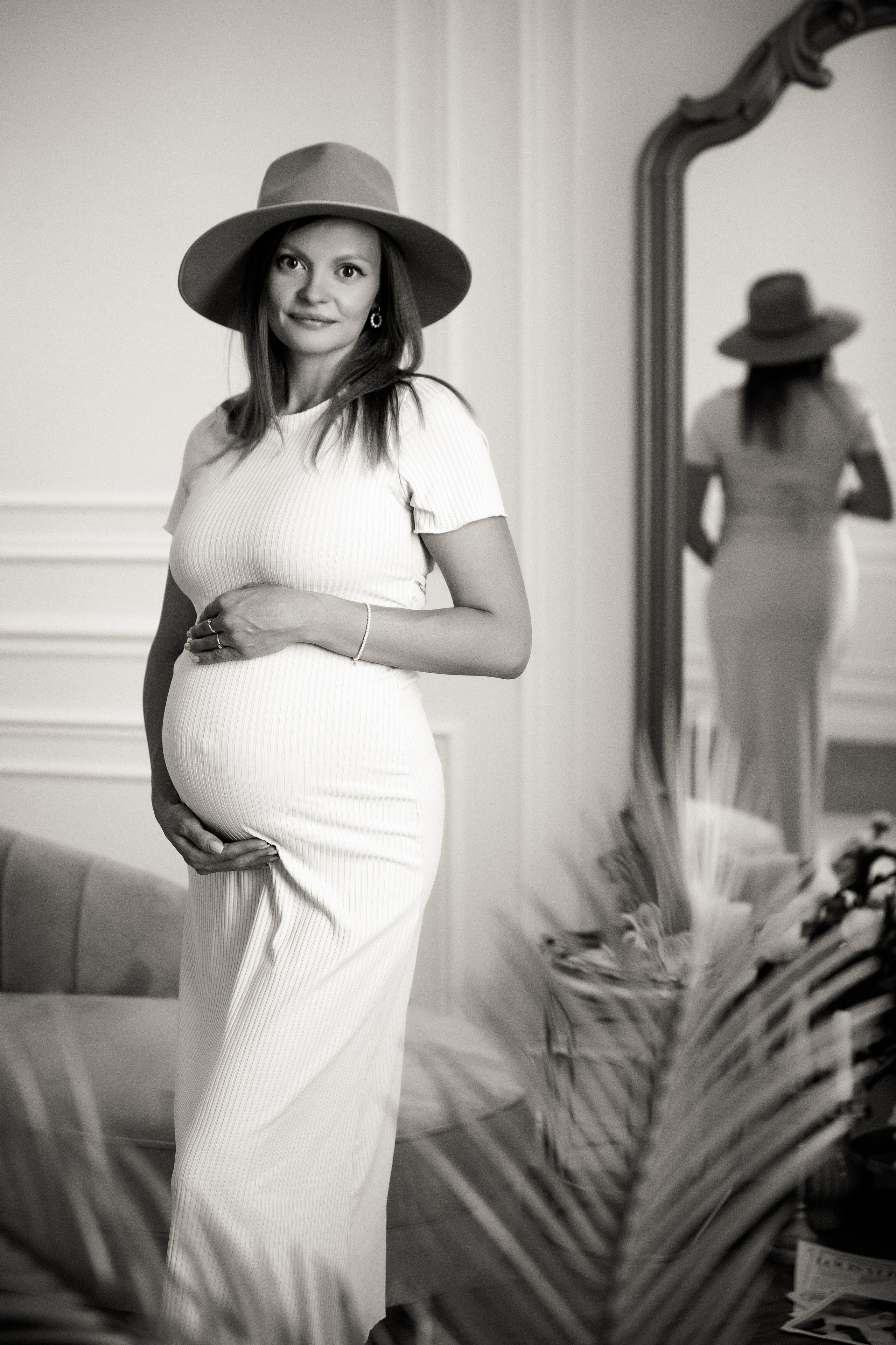 Фотосессия беременности в студии. X-Place студия в Москве. Свадебный и семейный фотограф в Москве и Подмосковье Лариса Козлова