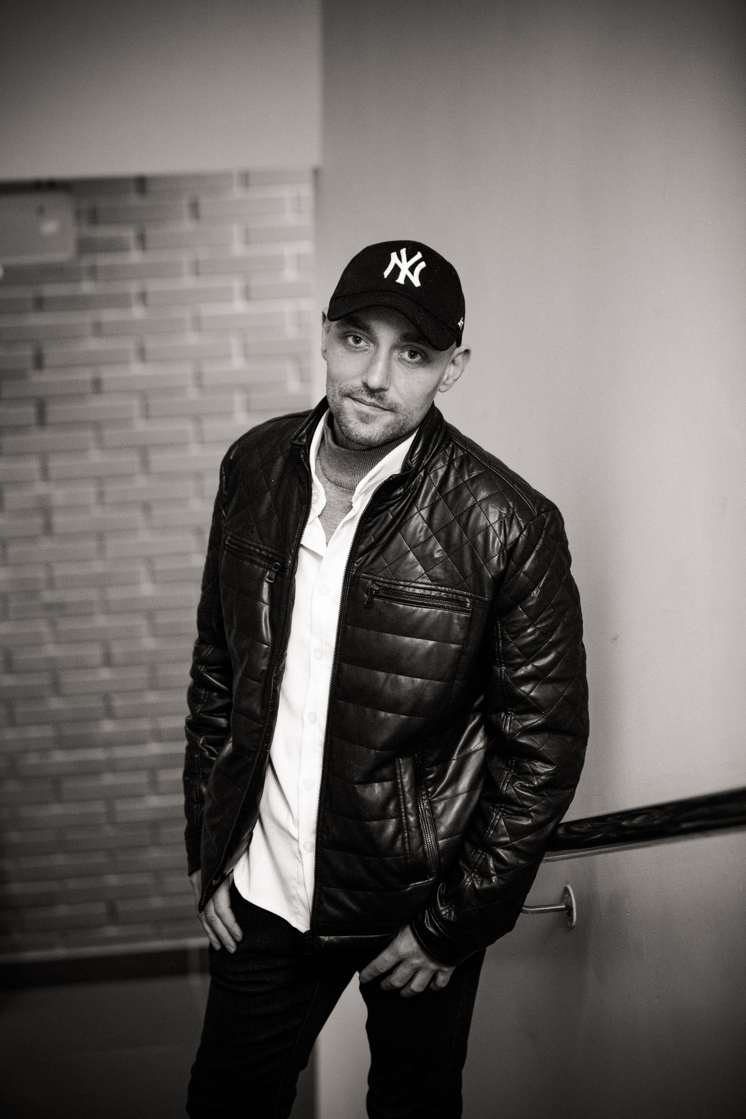 Мужская фотосессия на улице. Свадебный и семейный фотограф в Москве и Подмосковье Лариса Козлова