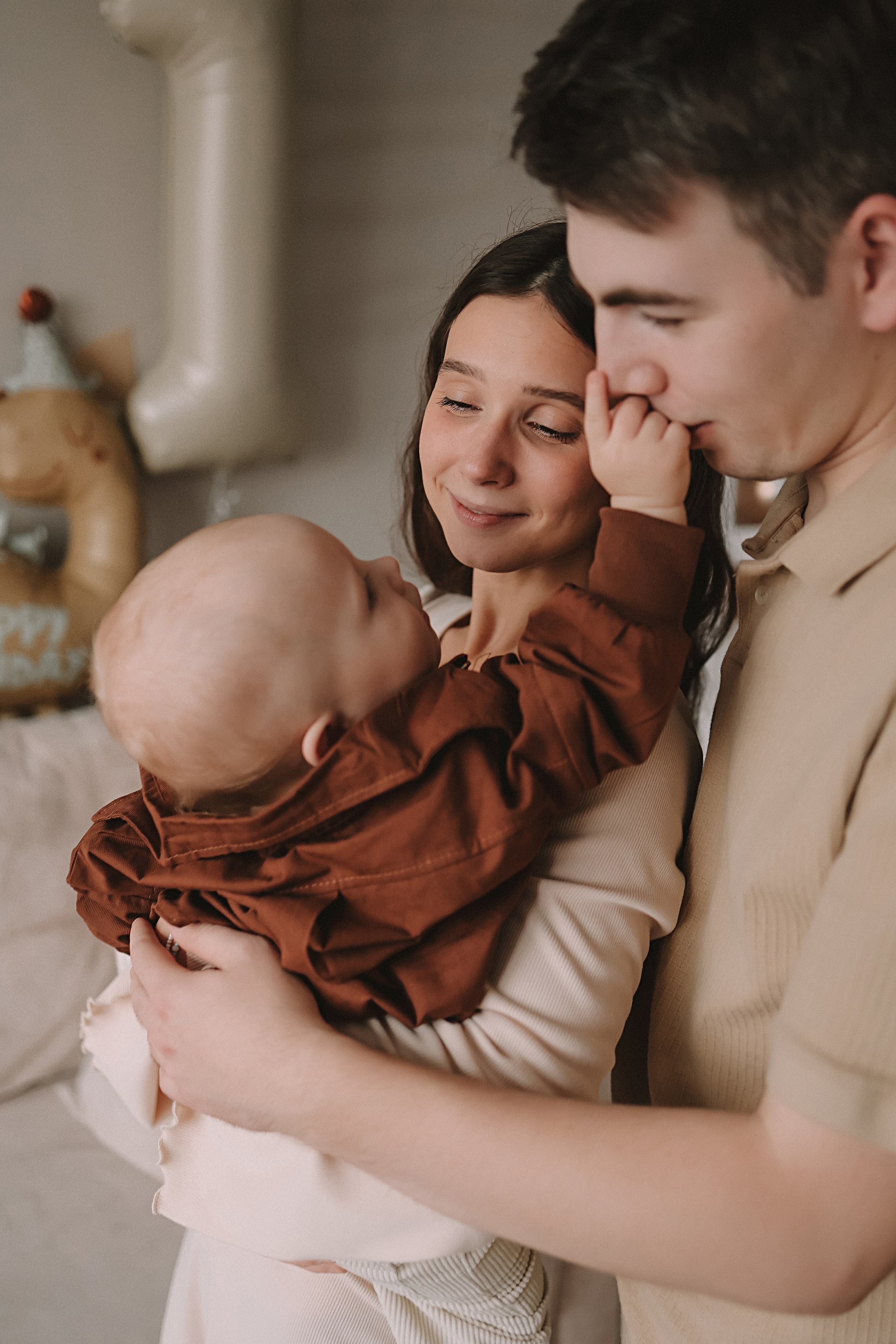 1 год Леону. Семейный фотограф Тюмень, фотограф на роды Салмина Мария