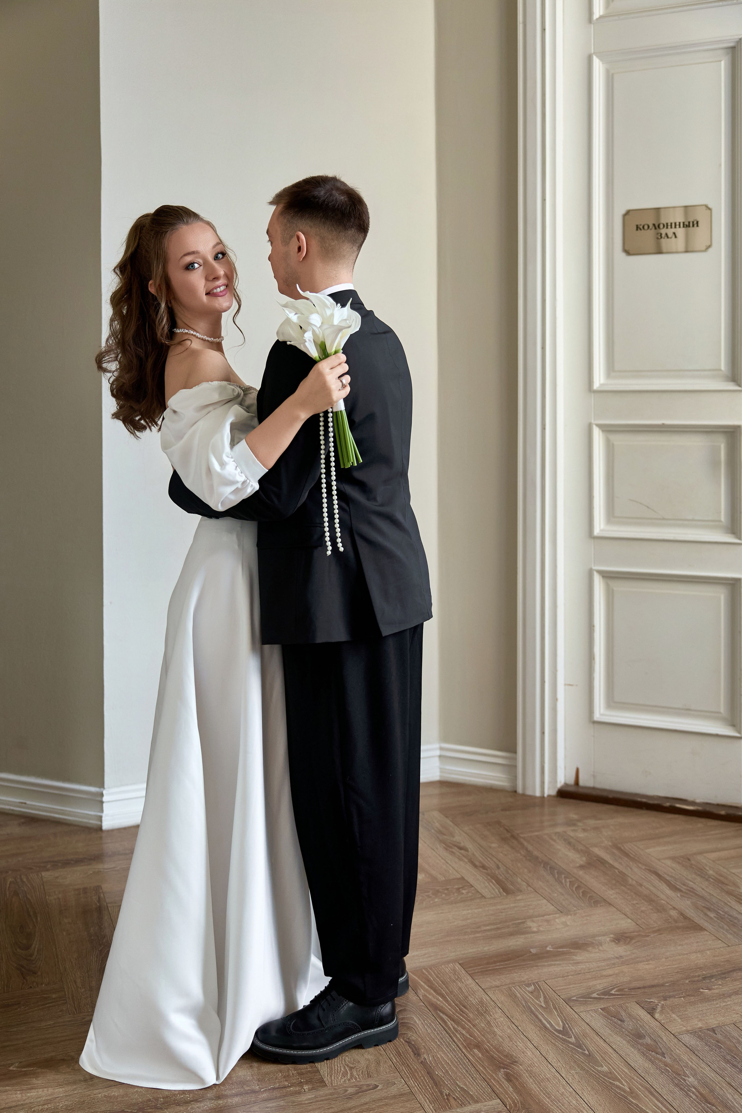 Свадебная фотосессия в гостинице и в студии