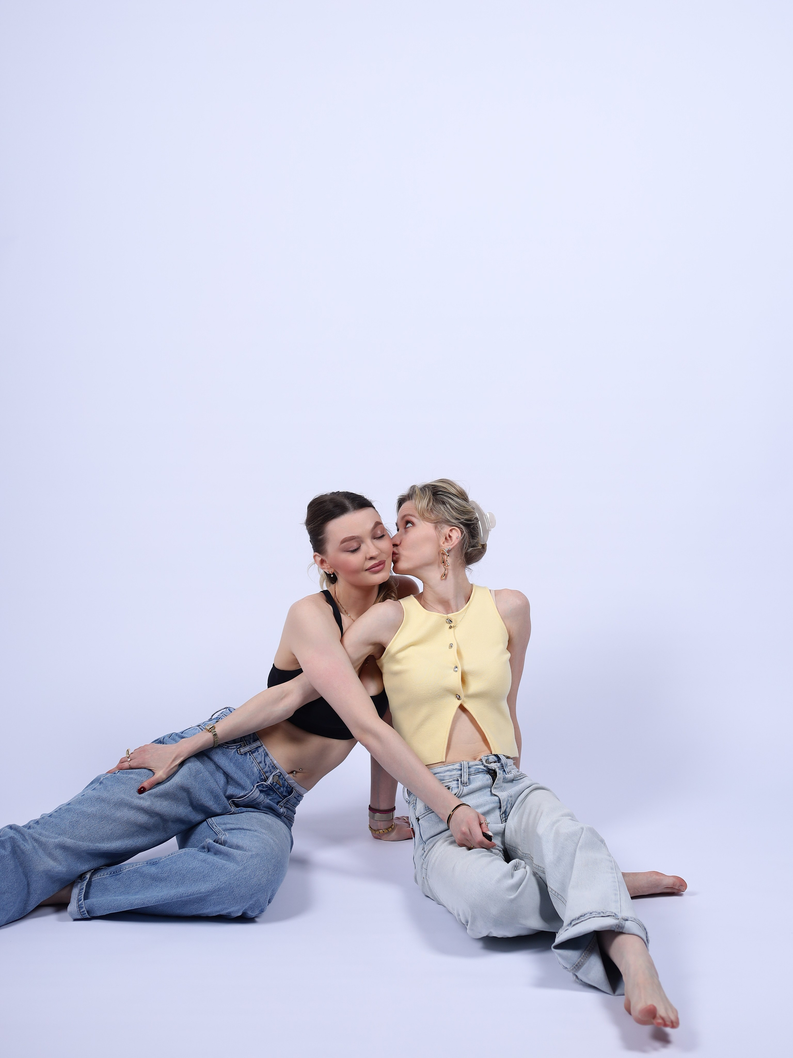 Дарья и Анна. Фотостудия без фотографа Чехов. Первая студия автопортрета в Чехове