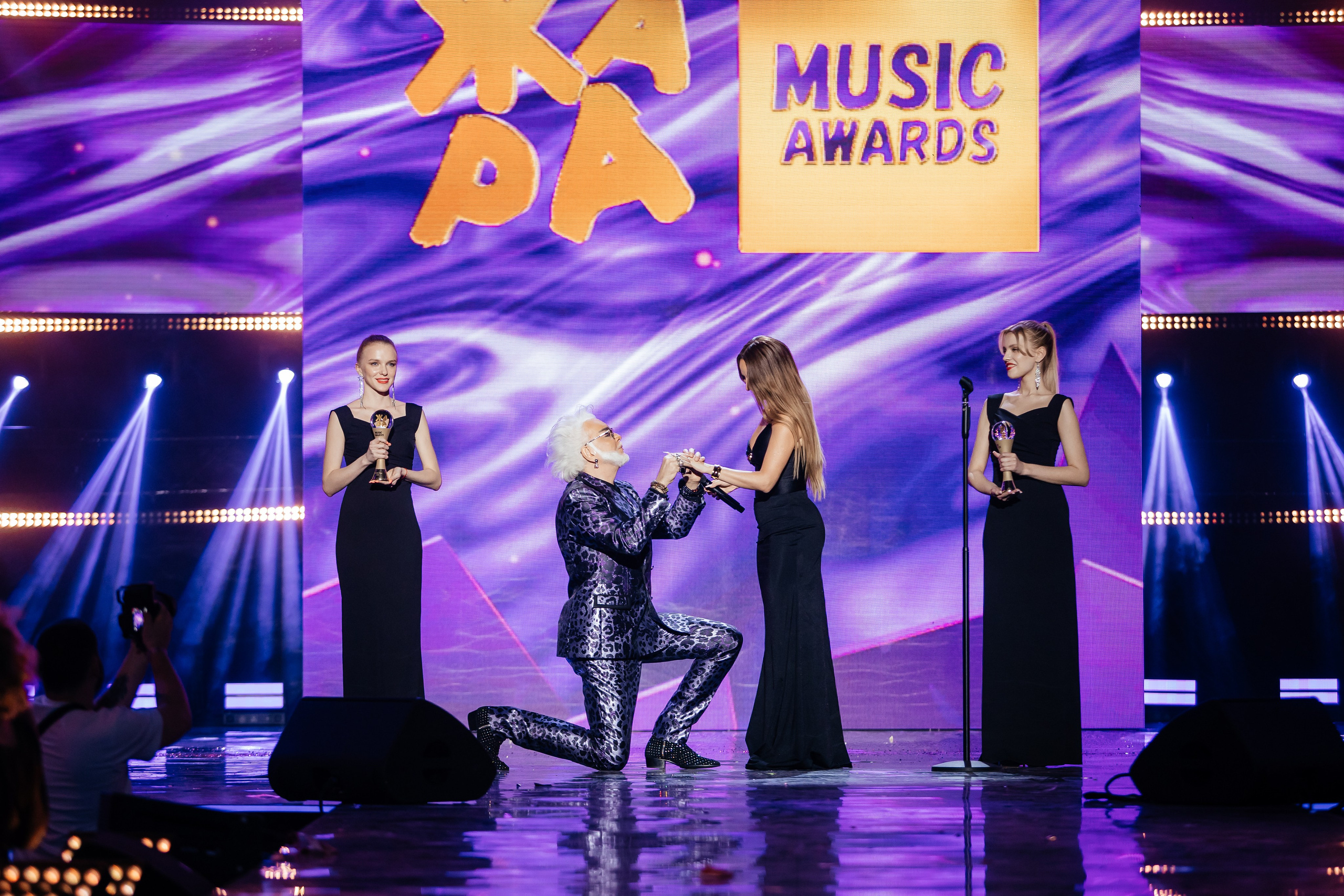 ЖАРА ТВ. Светский фотограф — Анисина Ирина