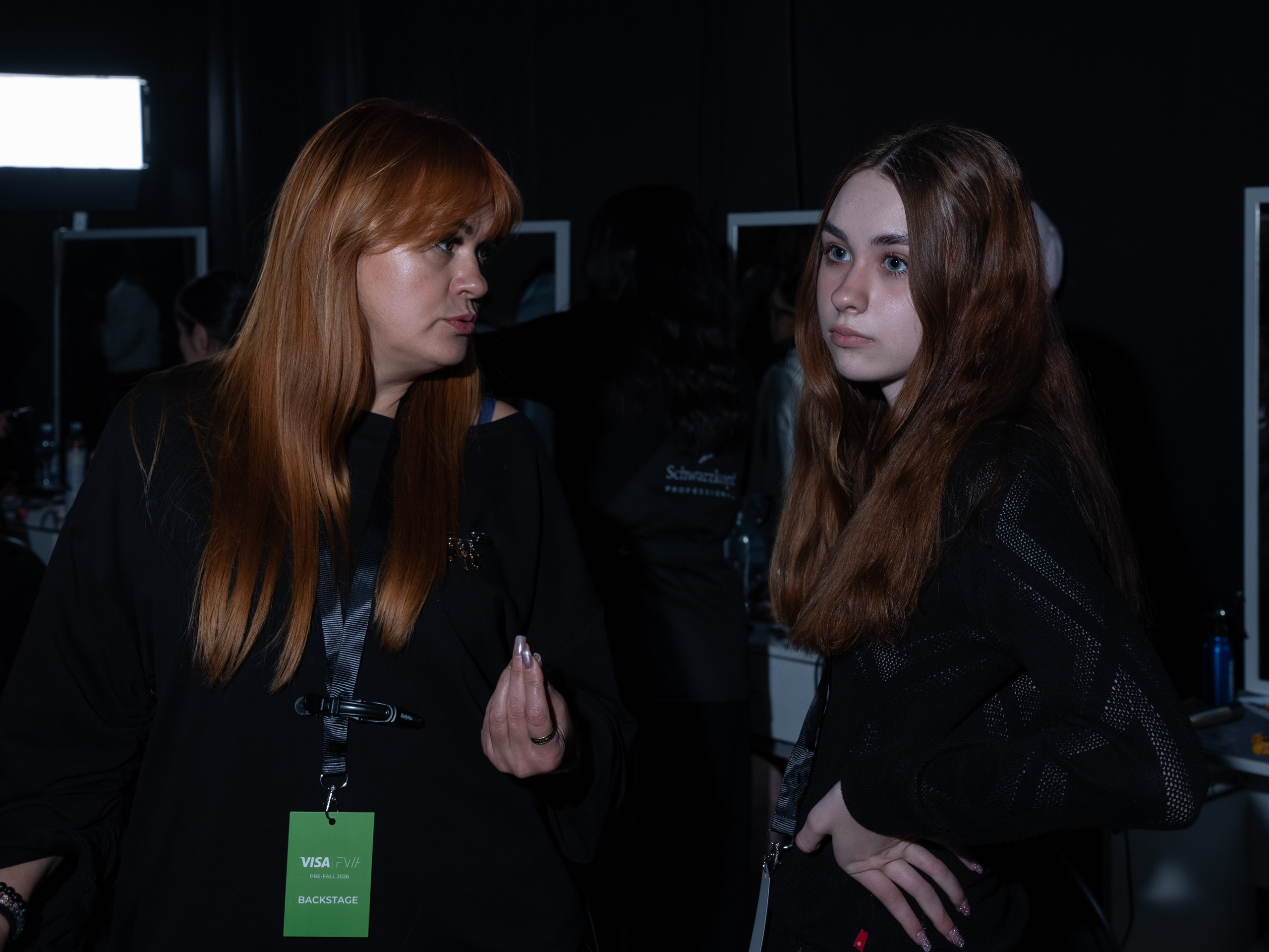 Visa Fashion Week Pre-Fall 2026 April BackStage Day 1. Сайт Алматинского НЮ АРТ, будуар и фэшн фотографа Дениса Карпенко
