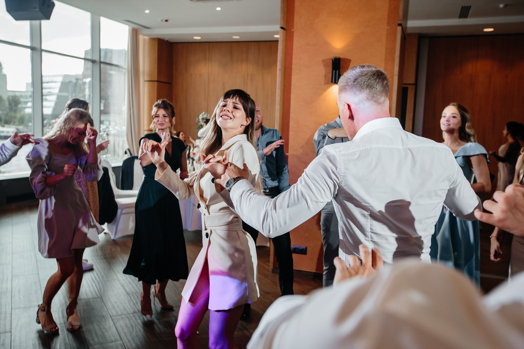 Свадебная съемка Архангельск Новотель. Свадебный фотограф в Архангельске и Северодвинске