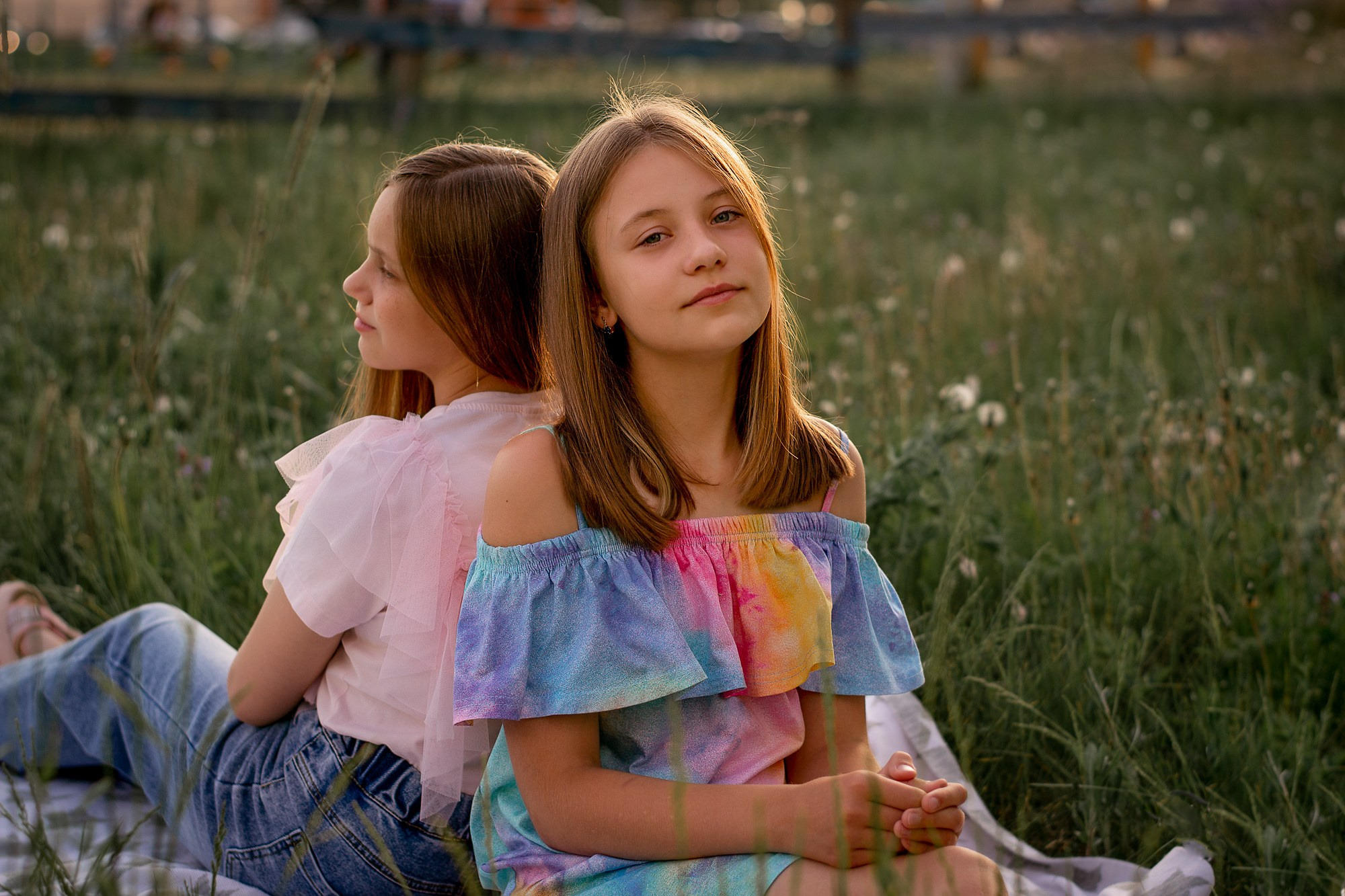 Две сестры-одно целое. Приподаева Алёна семейный и детский фотограф в Красноярске