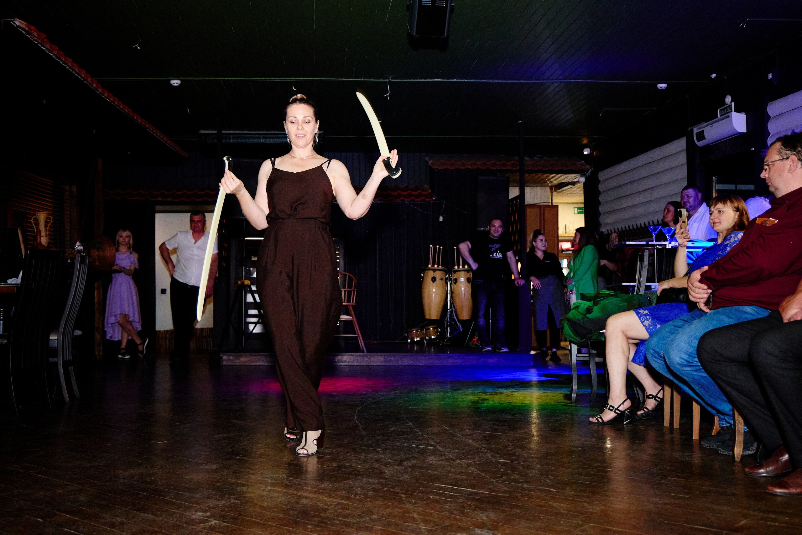 Выпускной 35 Сош. Фотограф Выпускные альбомы Таганрог Сергей Коробченко