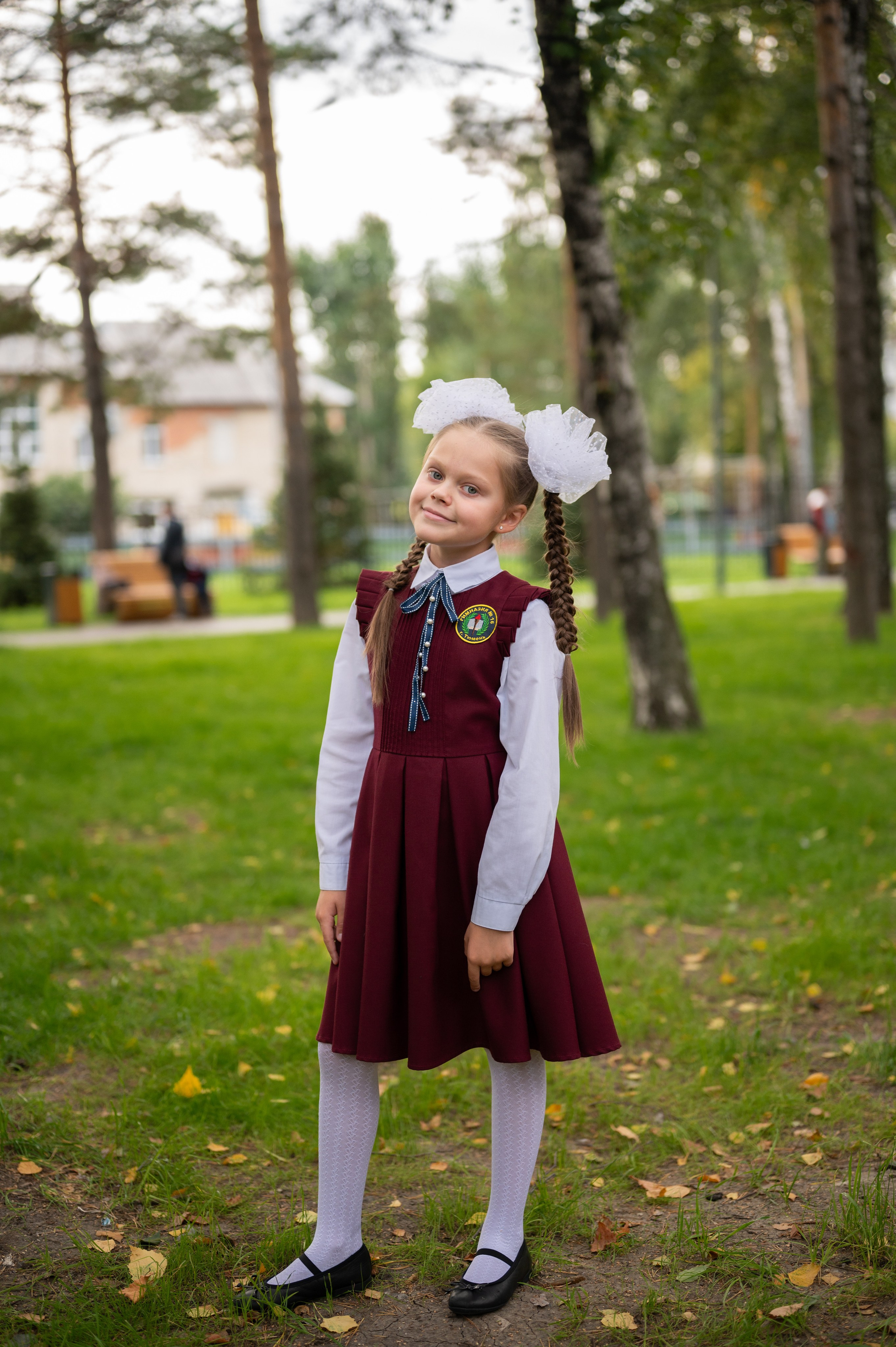 1 сентября 16 гимназия 2 класс (линейка + в классе+ на улице). Фотограф новорожденных, семейный детский в Тюмени Татьяна Морозова