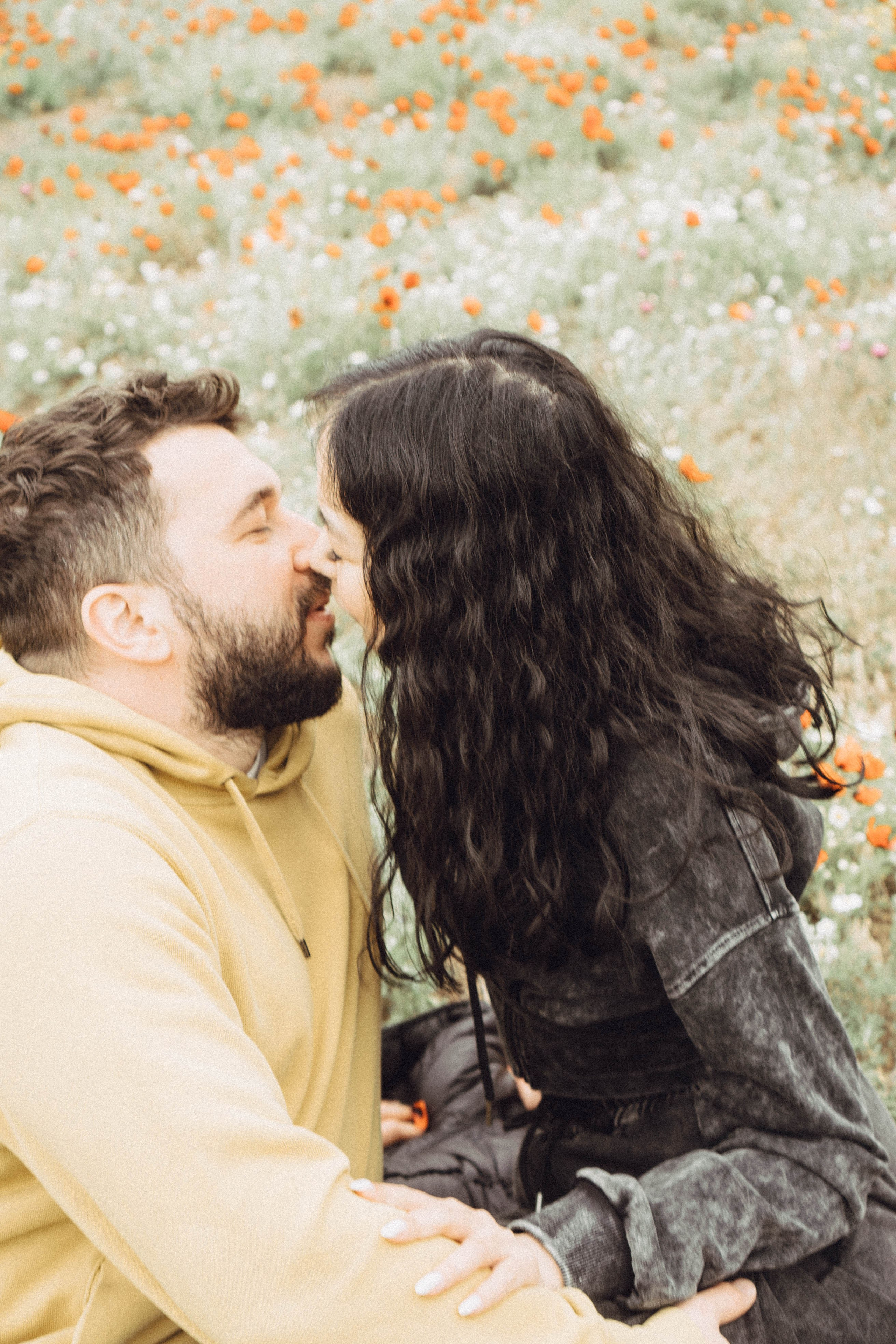 Любовь в маковом поле. Профессиональный фотограф, Санкт-Петербург — Виктория Богомолова