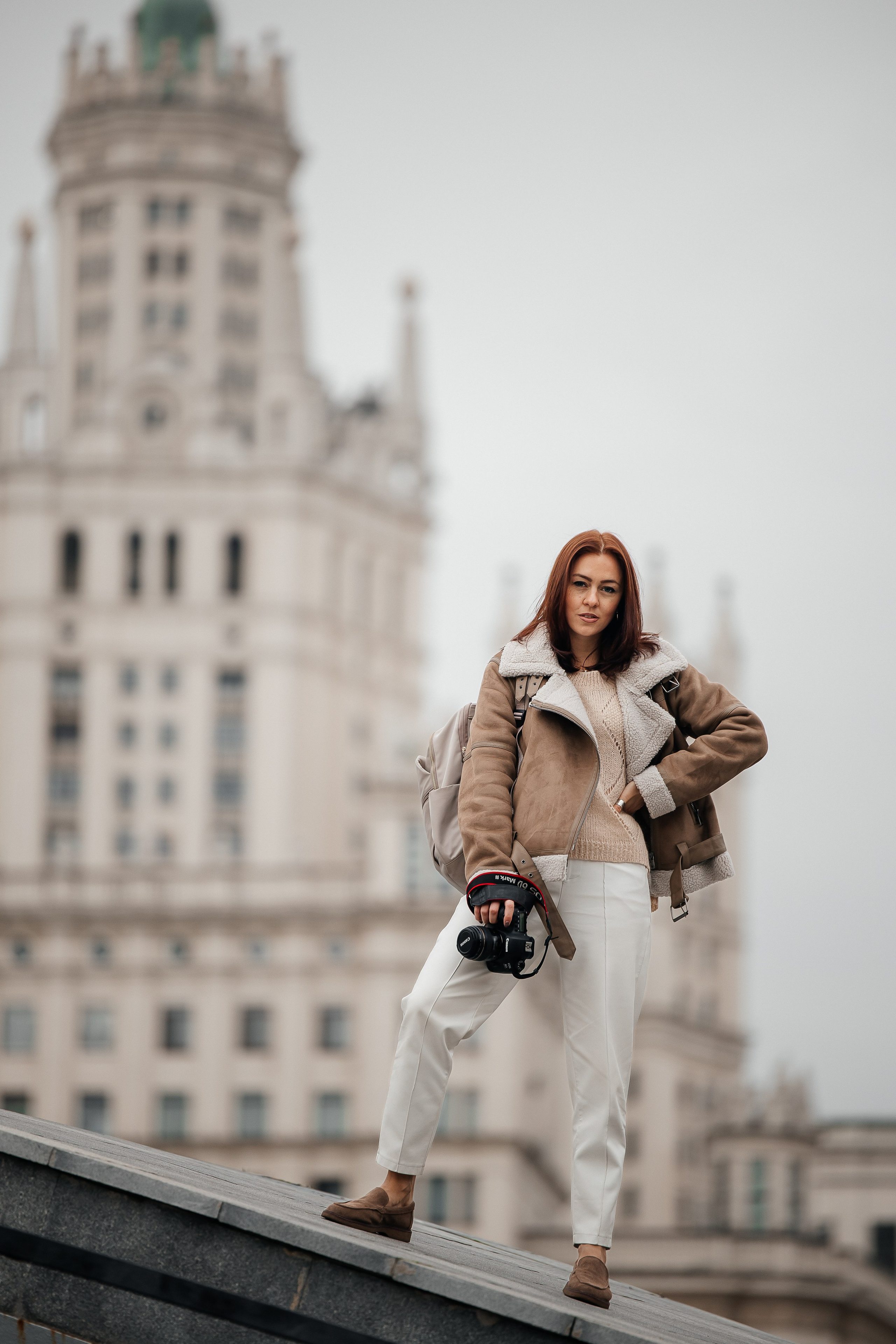 Прогулка у высотки на Котельнической набережной. Свадебный и семейный фотограф в Москве Красинская Мария