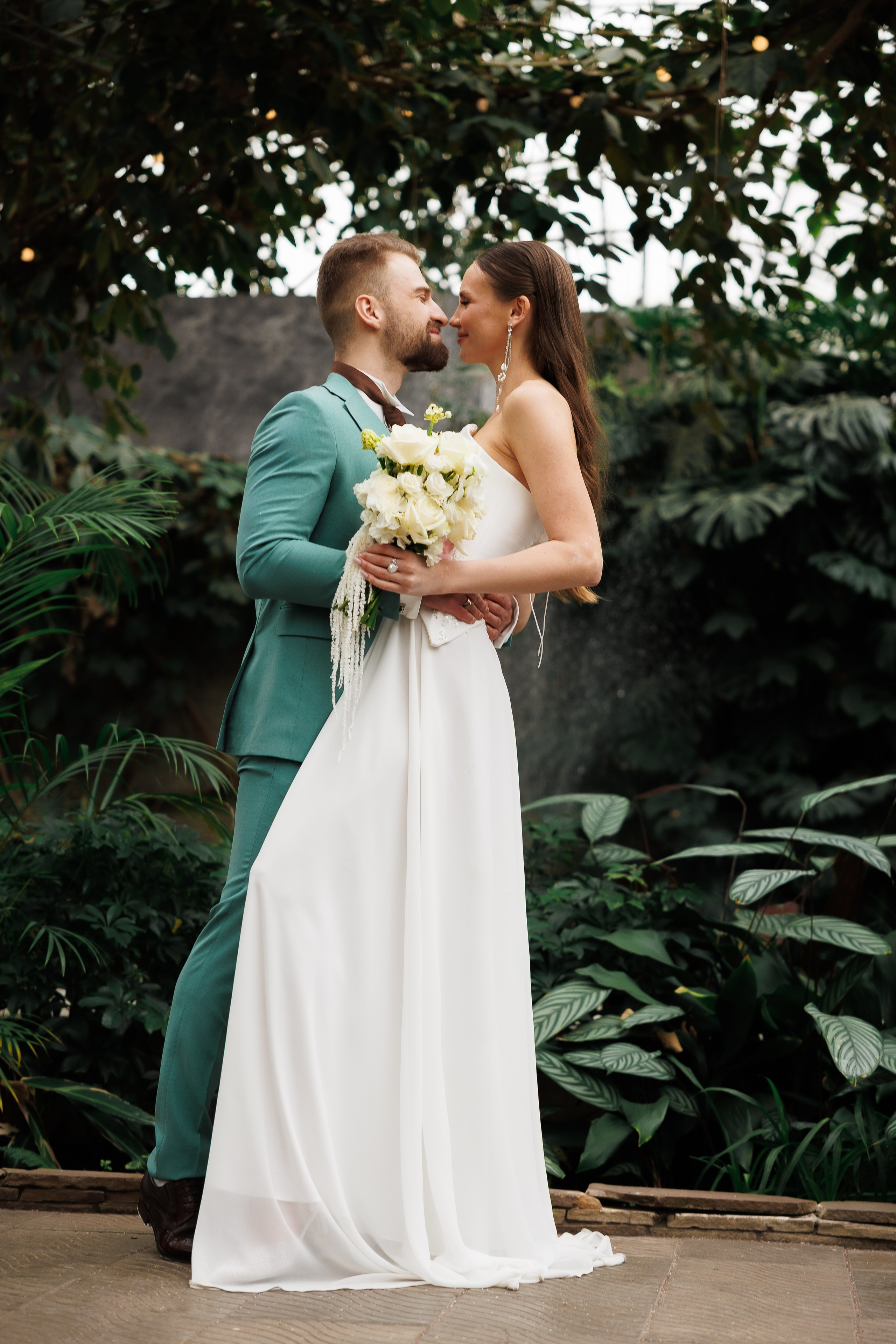 Свадебная прогулка в оранжерее. Питер. Свадебный и семейный фотограф в Москве Красинская Мария