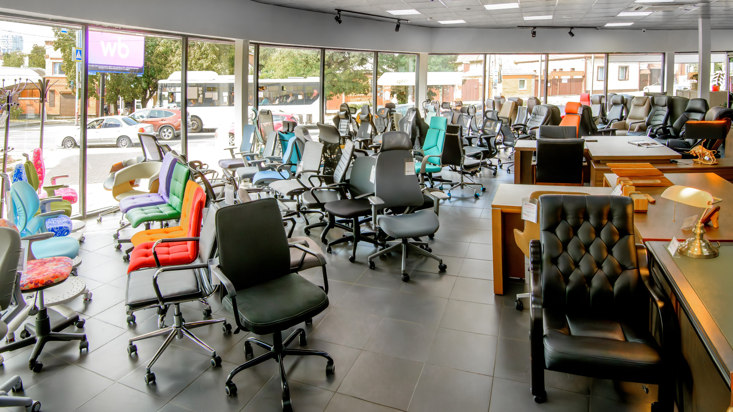 Интерьер мебельного салона Юнитекс. Профессиональная фотосъемка. Ростов-на-Дону