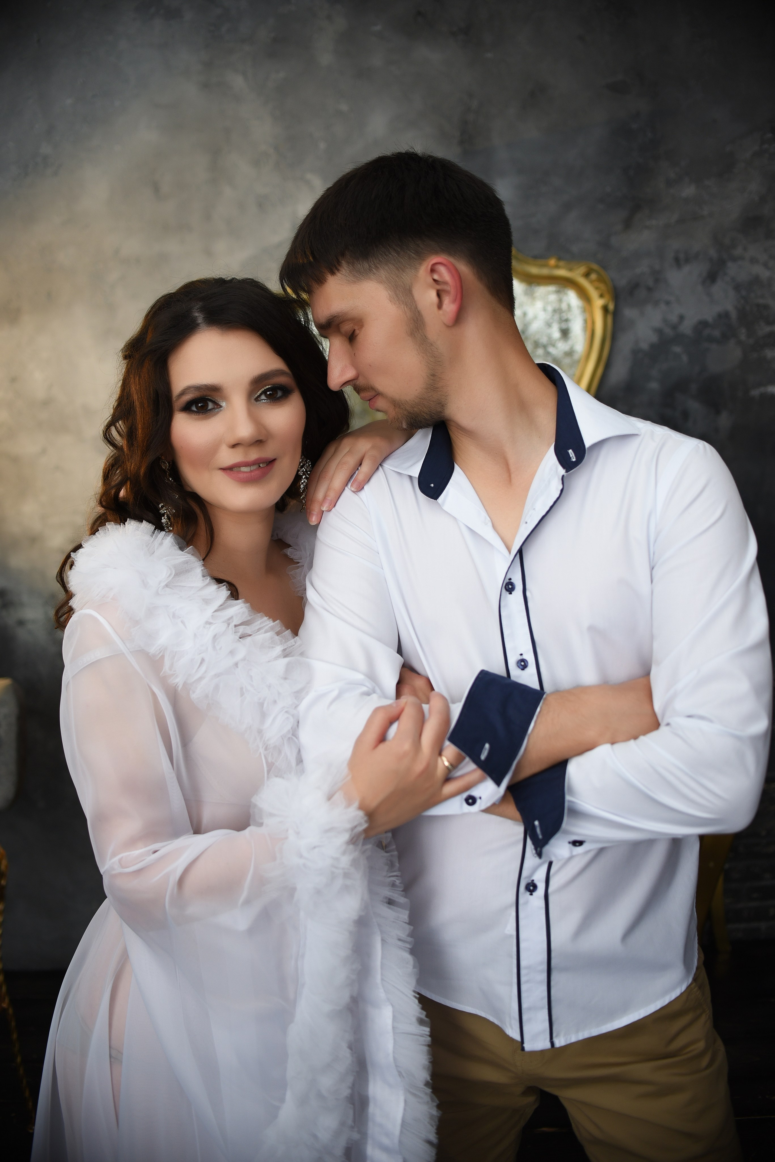 Фотосессия беременности студийная съемка. Свадебный, семейный, детский, контент фотограф в Омске Максим Ильин