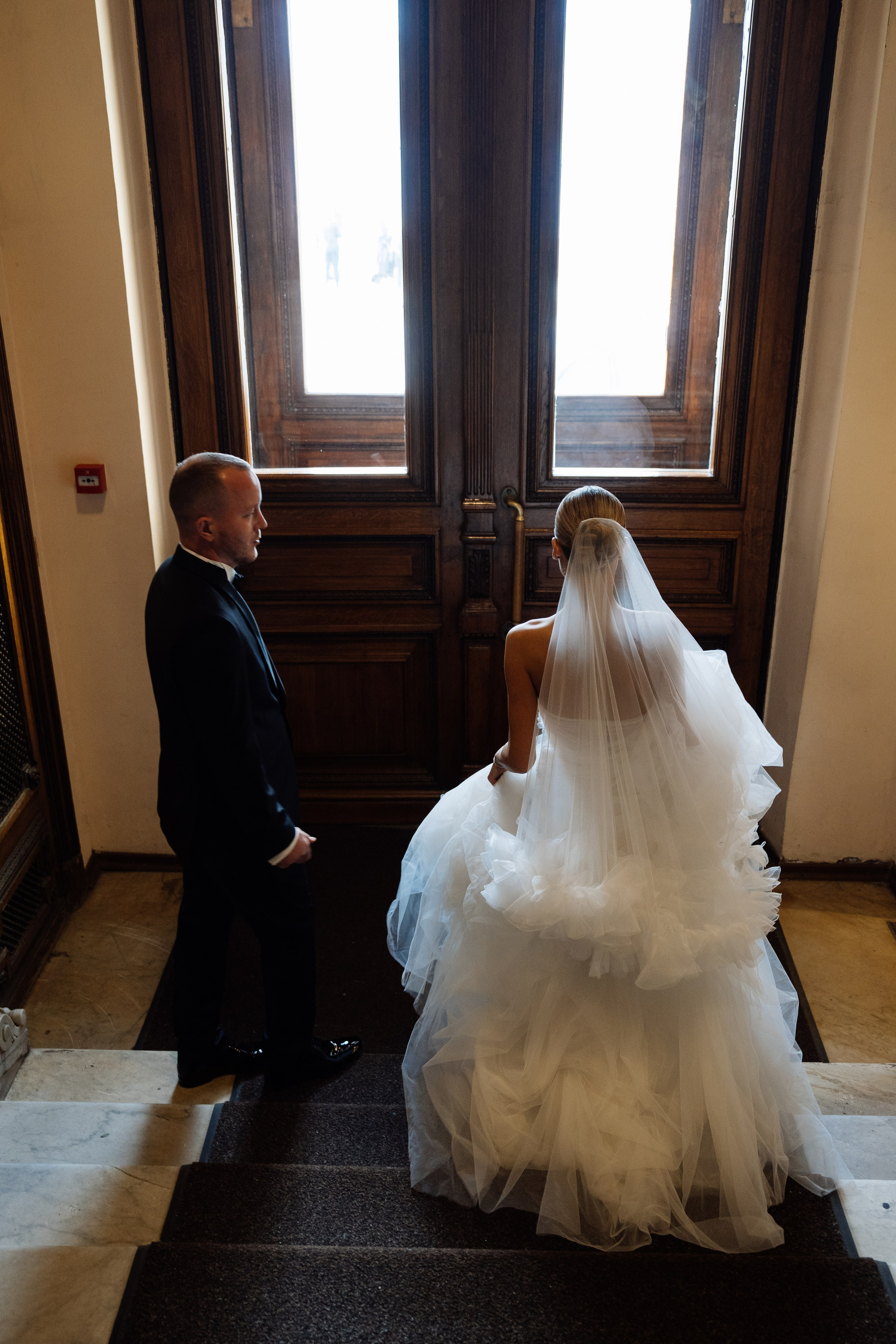 Анна Сергей. Камерная свадьба в Фосизонс в стиле неоклассика. Свадебный фотограф организатор в Санкт-Петербурге Ассоль Опарина