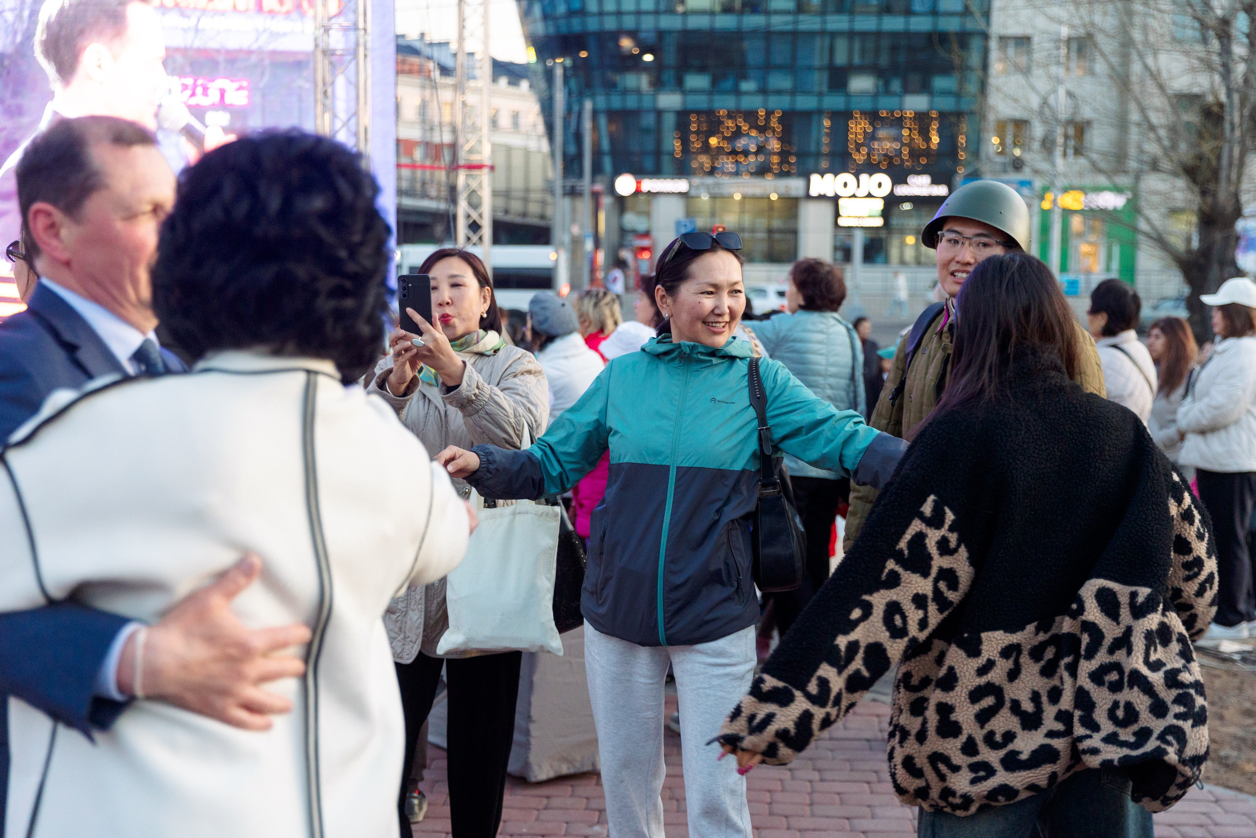 Концерт приуроченный к празднованию 80 лет победл. Свадебный и семейный фотограф в Улан-Удэ