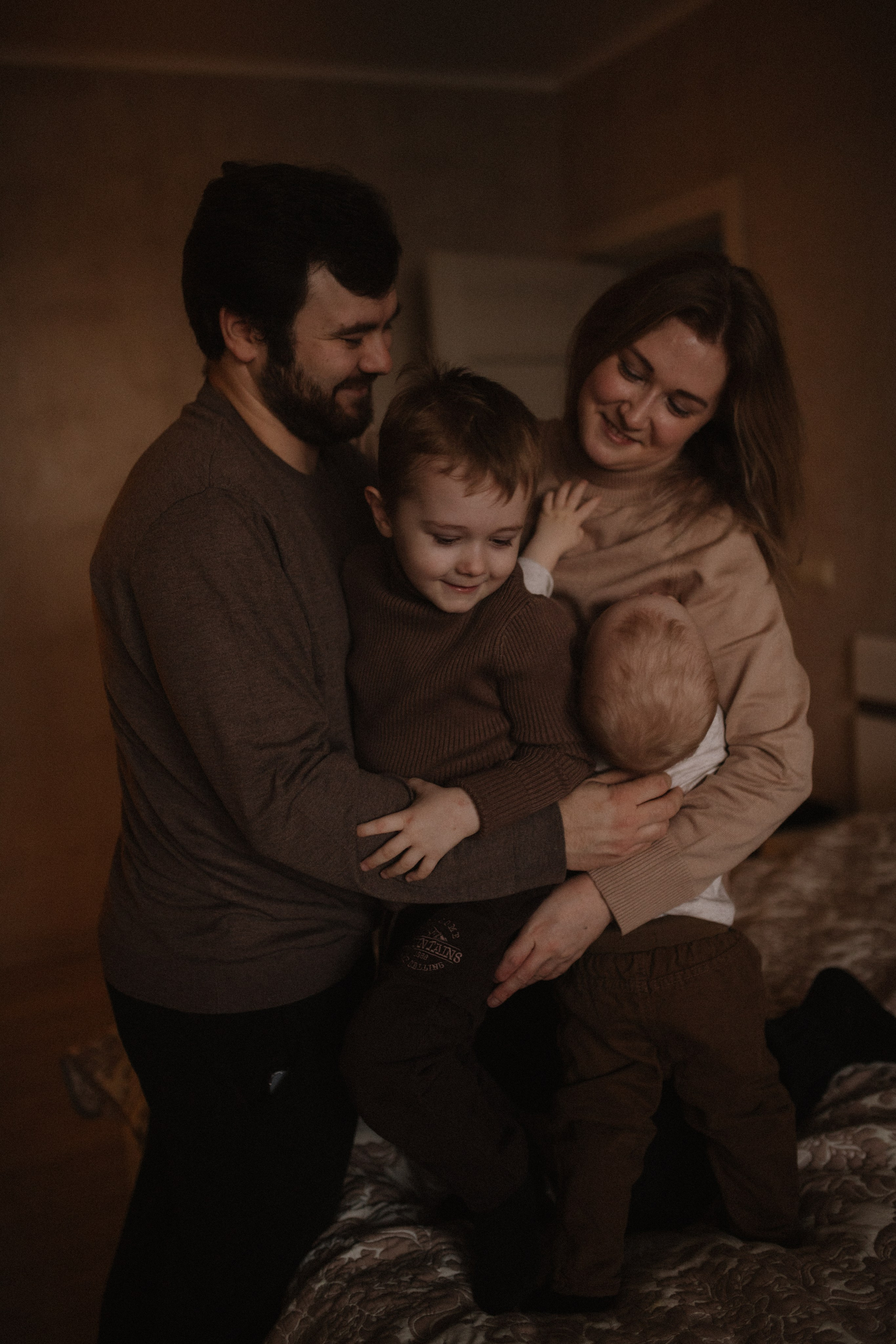 Саша с Юлей и их мальчишки. Семейный фотограф в Москве и Люберцах Юлия Гуськова