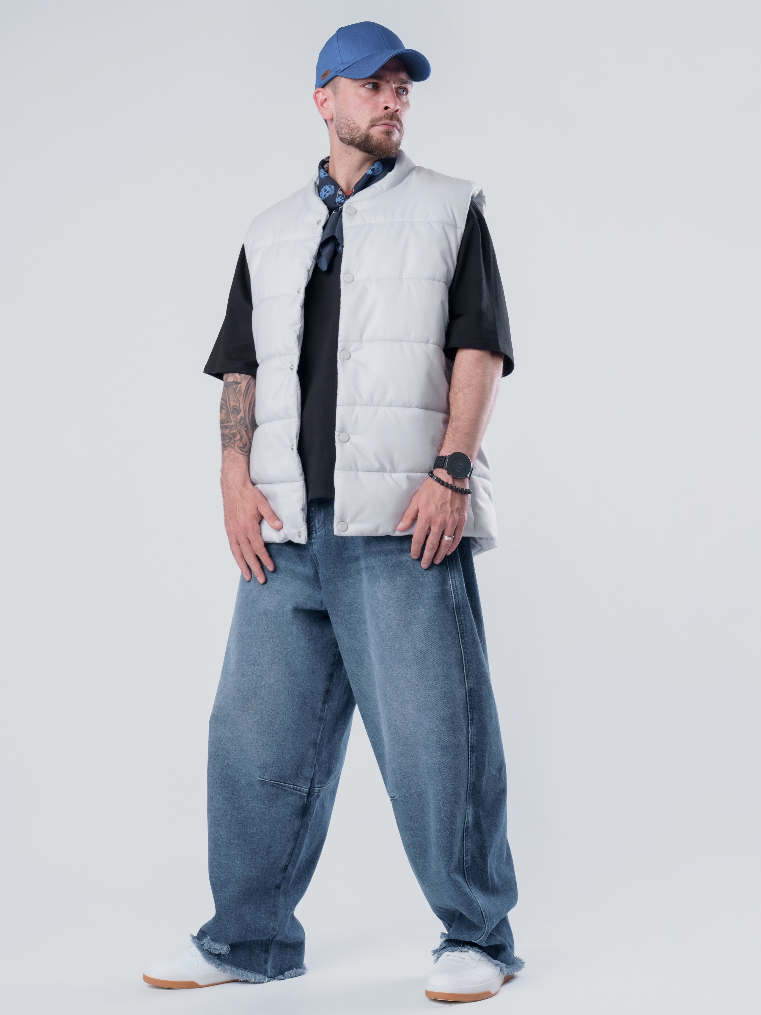 Футболки мужские. KED Production — продакшн из СПб. Создаём фото, видео и контент, который помогает брендам и селлерам продавать больше