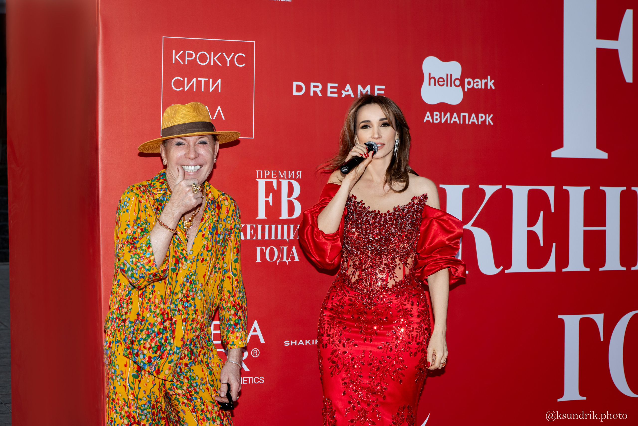 Премия FB Женщина года 2025. Свадебный и семейный фотограф в Москве и Московской области Оксана Шлыкова