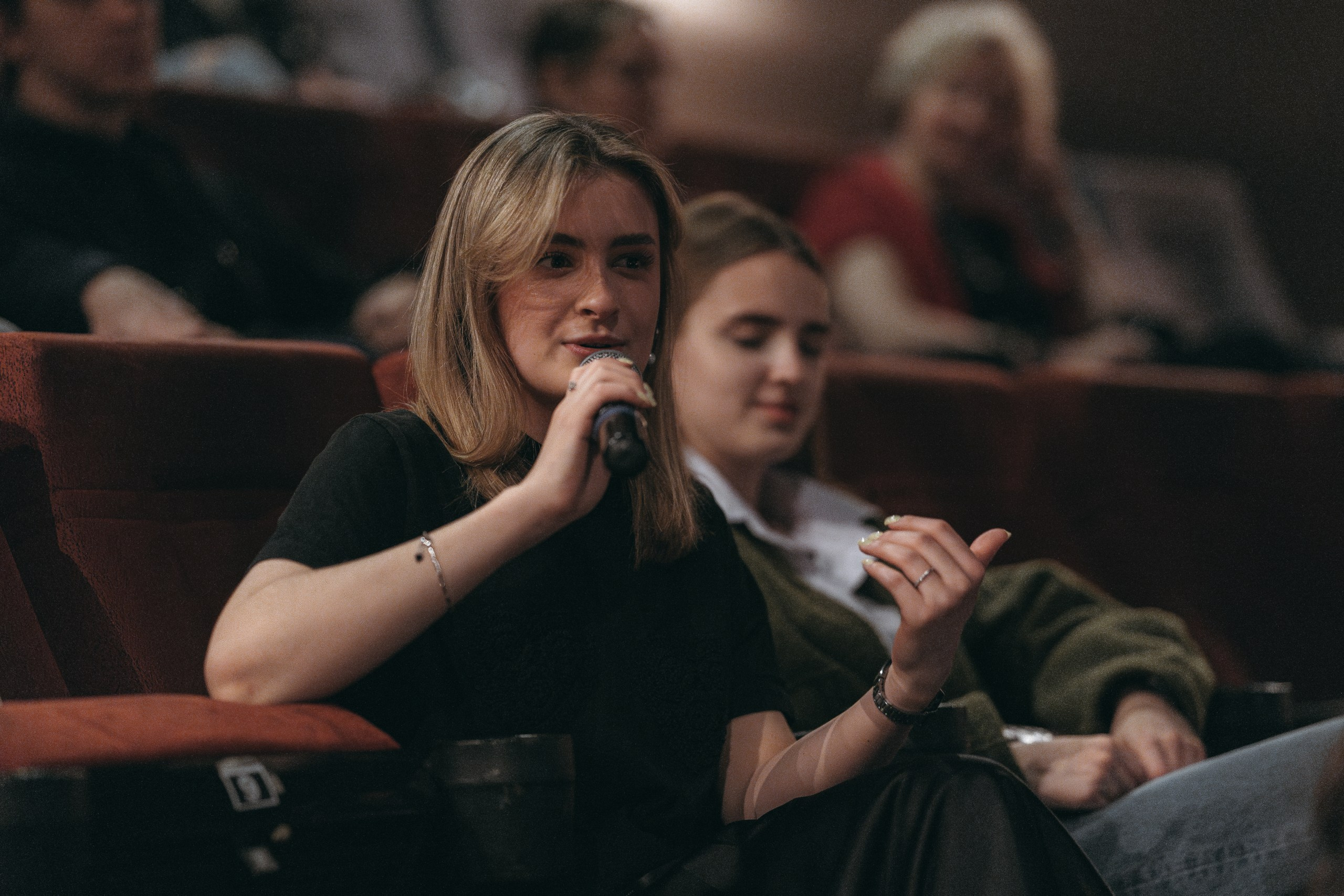 Кинопоказ «Внутри». Портретный и репортажный фотограф в Воронеже: Анастасия Пузикова