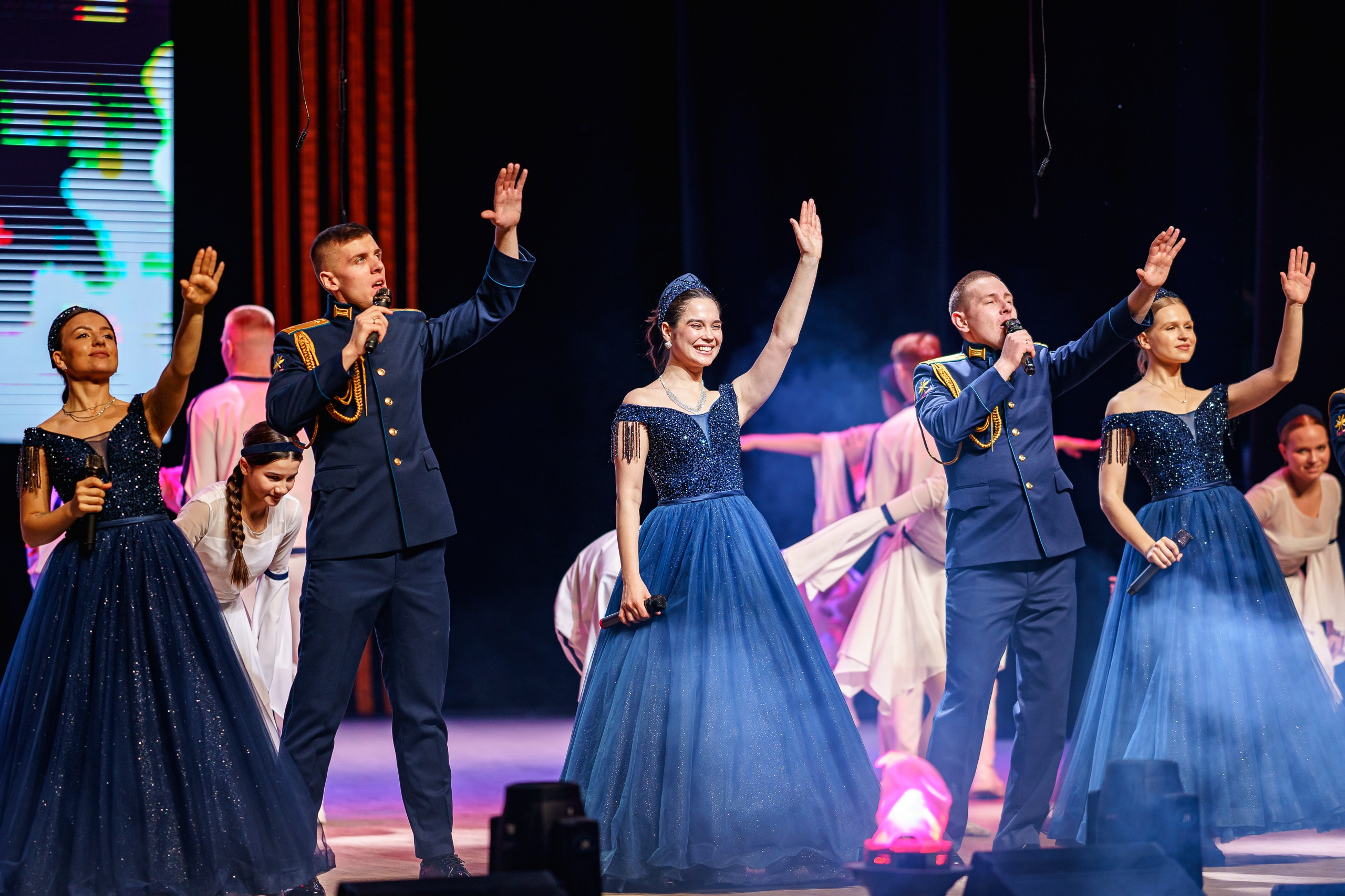 Гала-концерт XXXIII Регионального фестиваля солдатской и патриотической песни «Защитники Отечества». Портретный и репортажный фотограф в Воронеже: Анастасия Пузикова