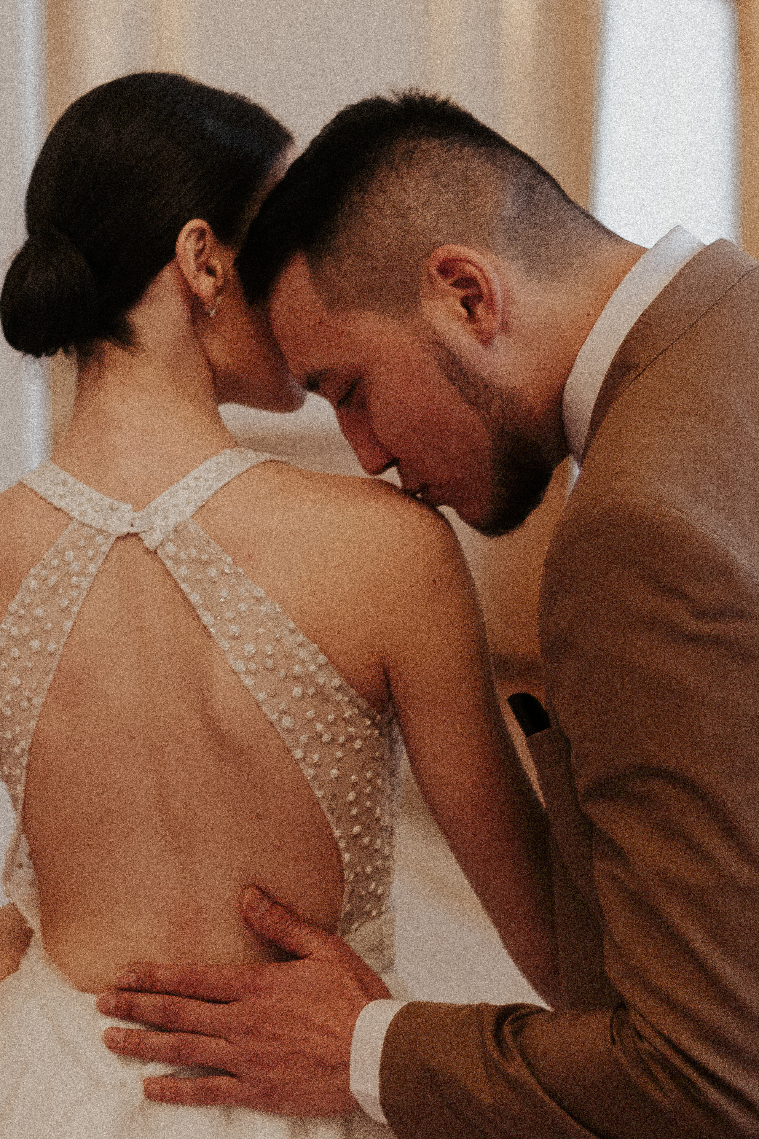 Нежная свадебная история в первом дворце Петербурга. Фотограф в Санкт-Петербурге Лиза Семченкова