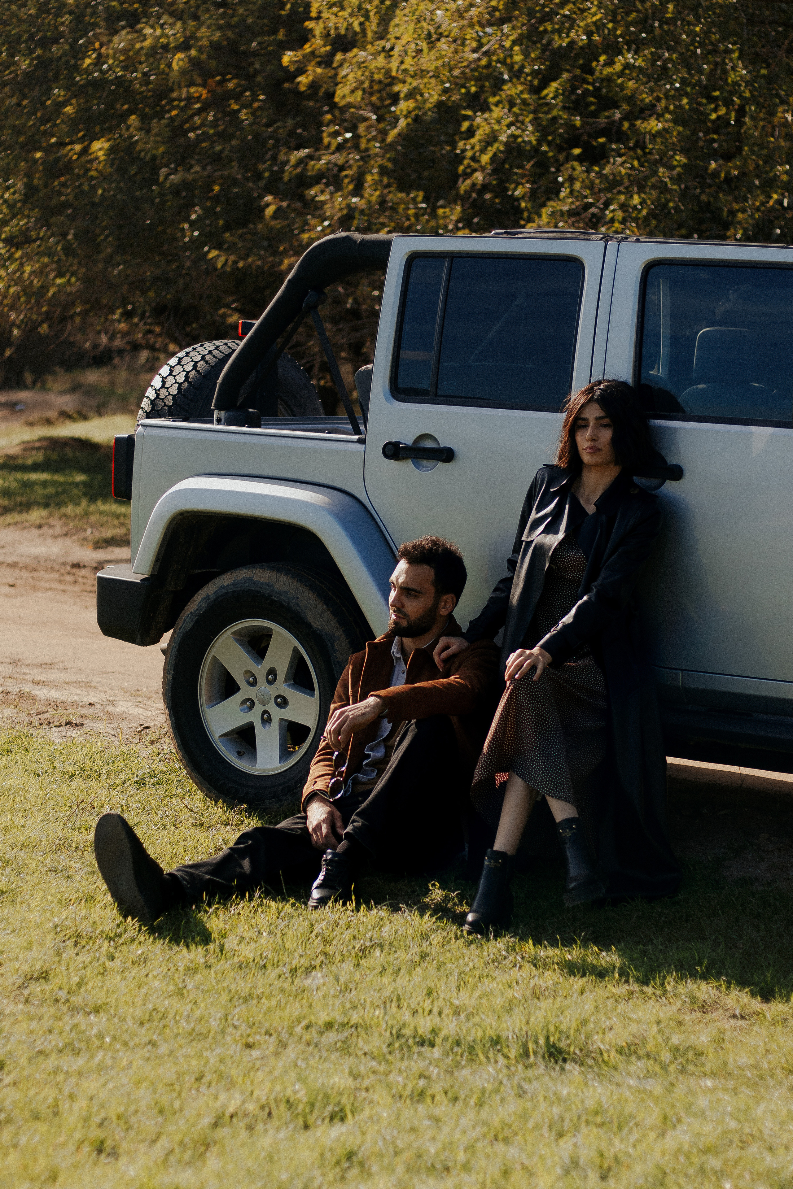 Лавстори с джипом на сафари. Фотограф в Санкт-Петербурге Лиза Семченкова