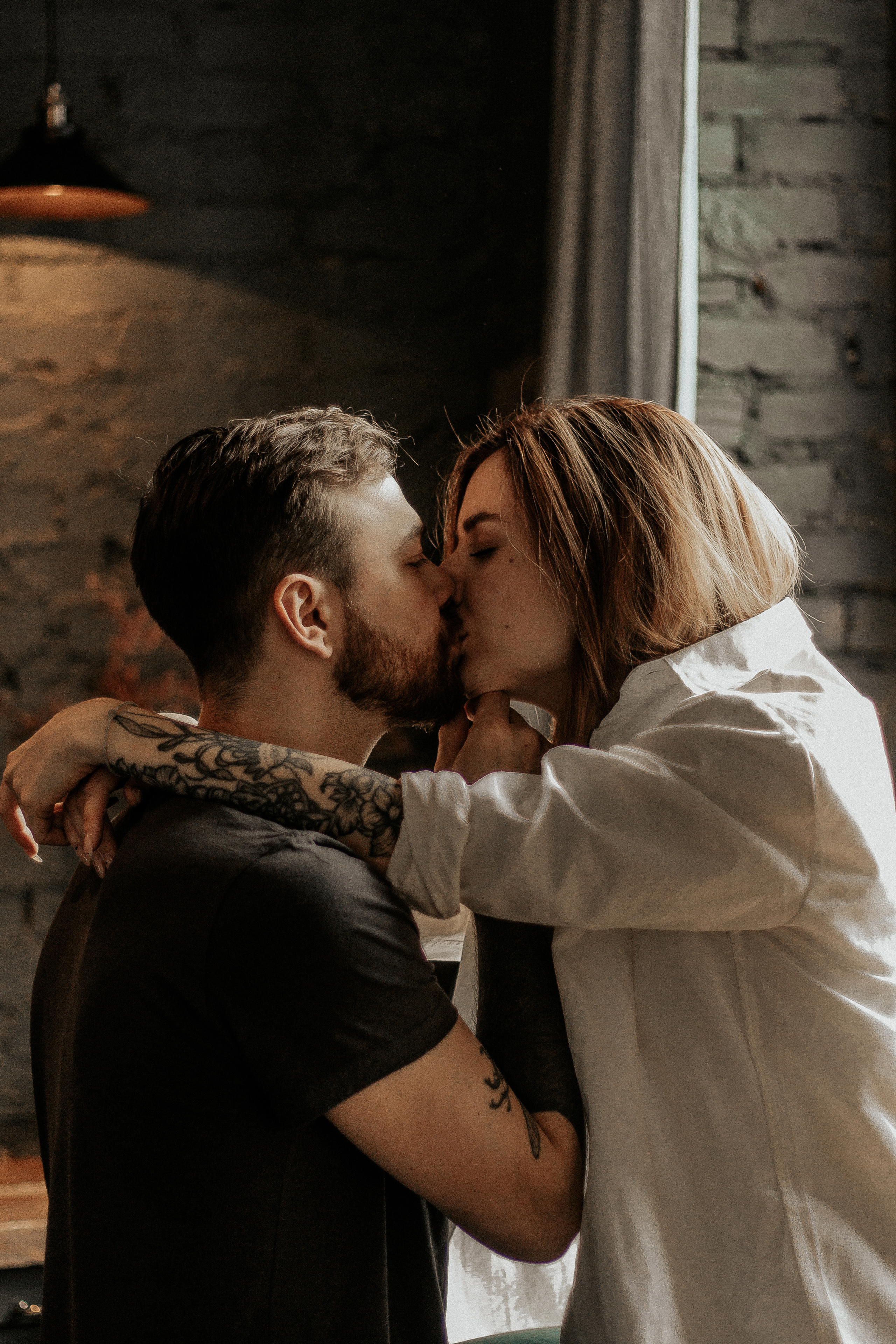 Лайфстайл фотосессия для двоих на кухне. Фотограф в Санкт-Петербурге Лиза Семченкова