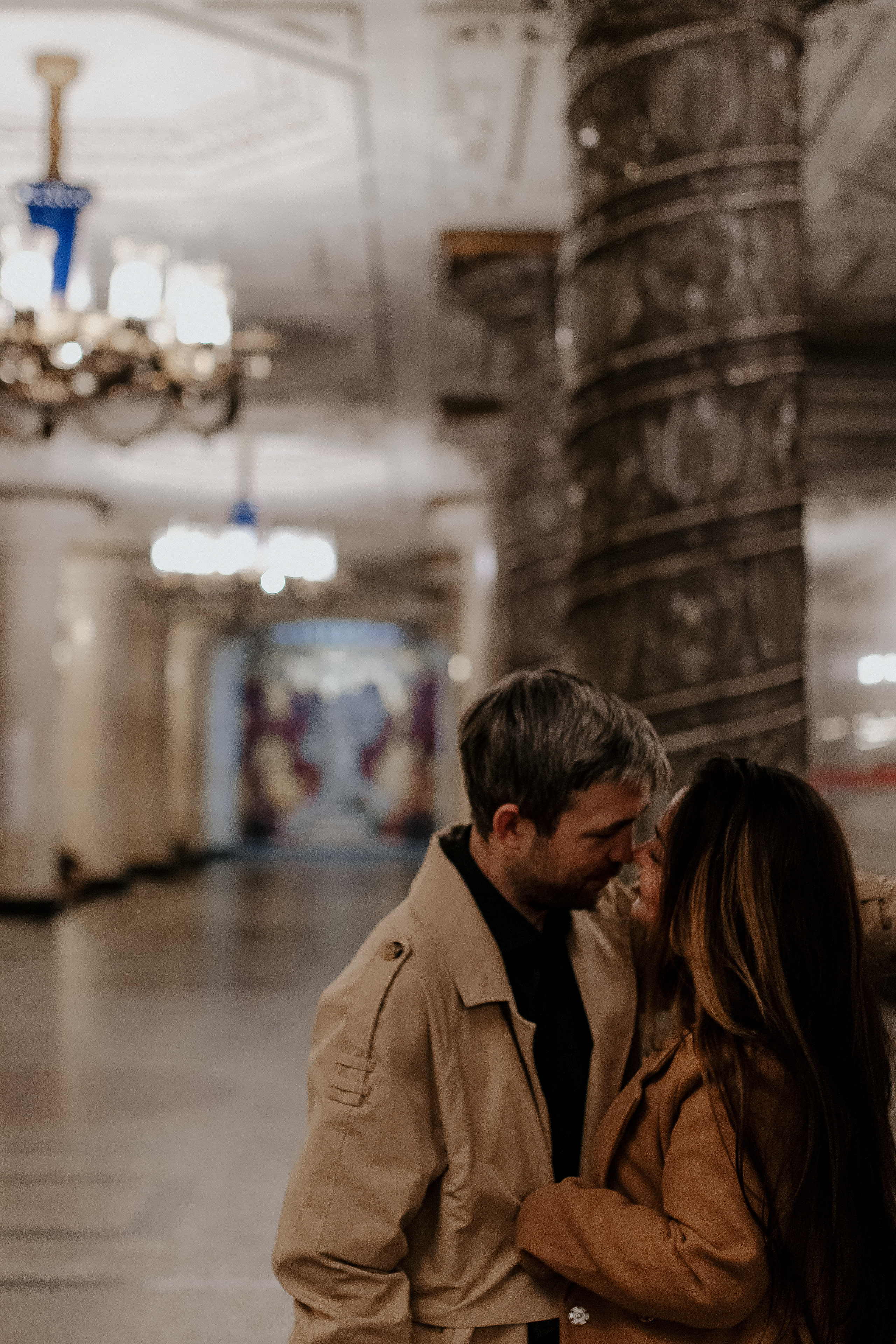 Lovestory в метро Петербурга. Фотограф в Санкт-Петербурге Лиза Семченкова